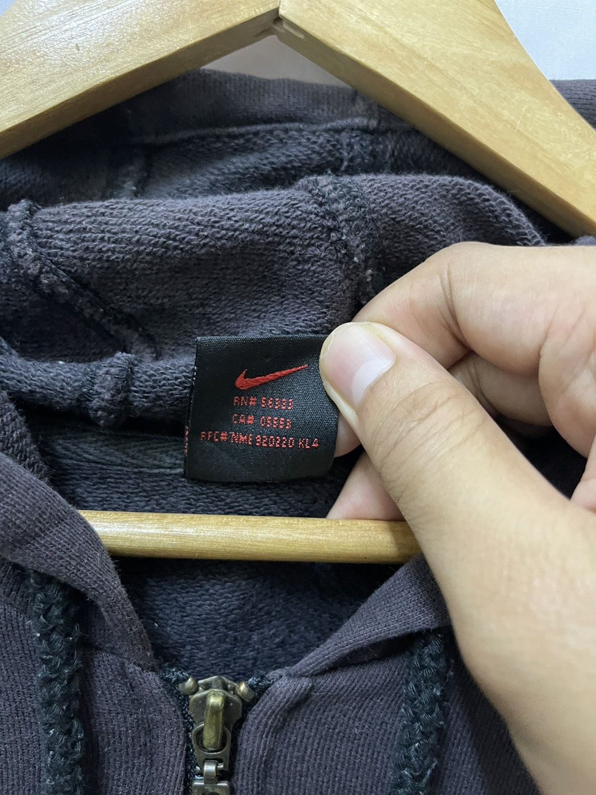 Nike × Vintage Vintage Nike Mini Logo Full Zipper Hoodie Black Size US XL / EU 56 / 4 - 6 Thumbnail