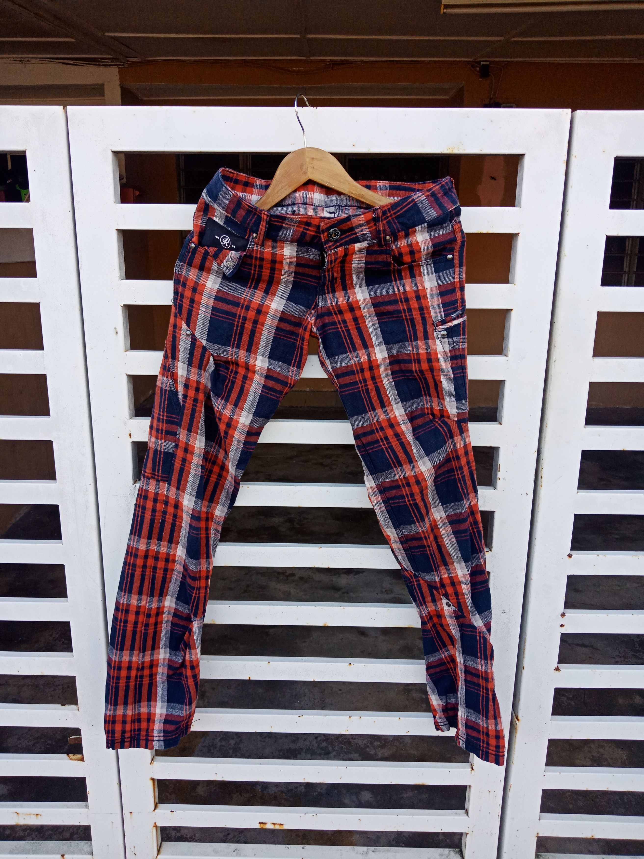 In The Attic The Redark Tartan Checkered Bondage Pants Size US 30 / EU 46 - 1 Thumbnail