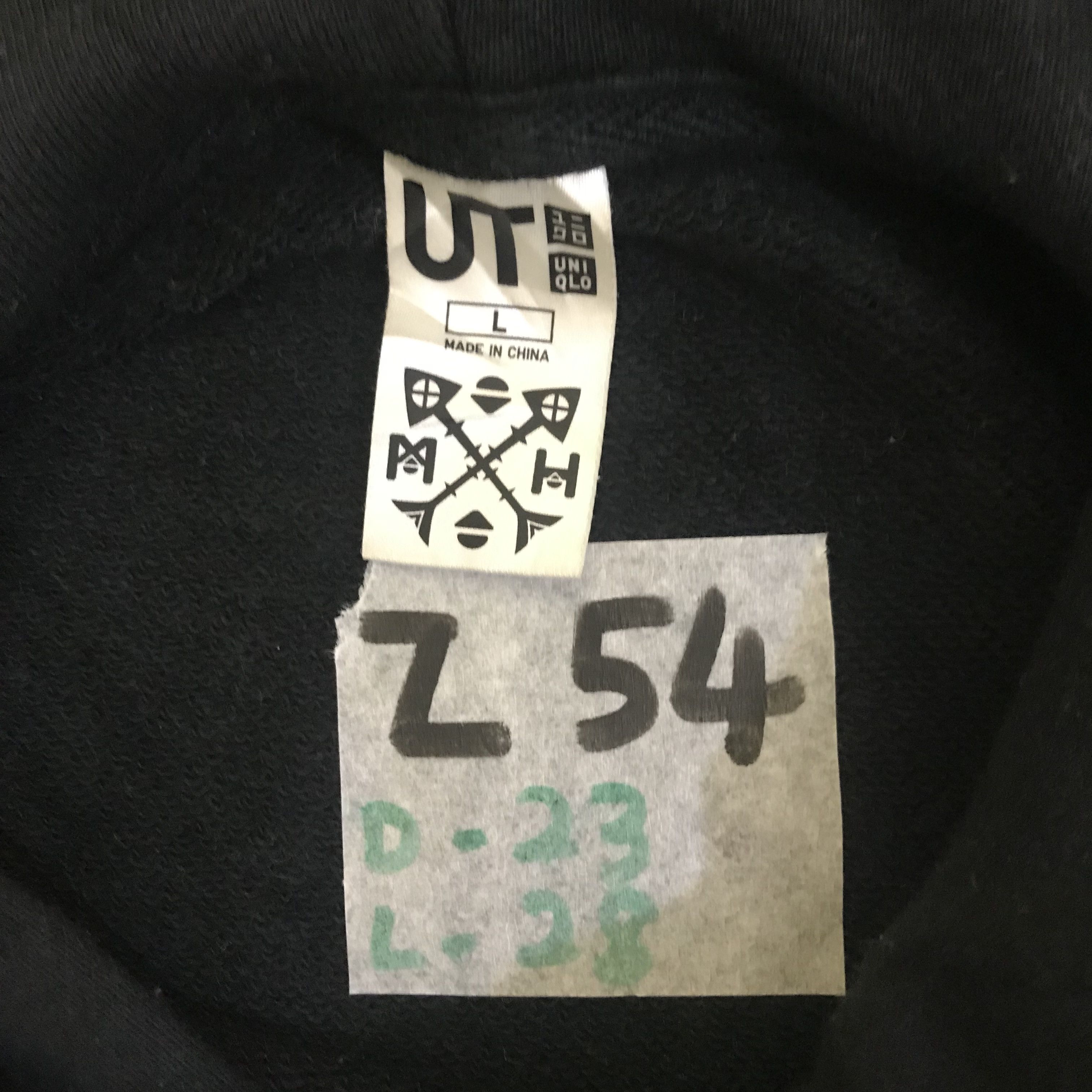 Cartoon Network × Japanese Brand × Uniqlo Z54 UNIQLO X MONSTER HUNTER ANIME JAPAN SWEATSHIRTS HOODIE Size US L / EU 52-54 / 3 - 4 Thumbnail