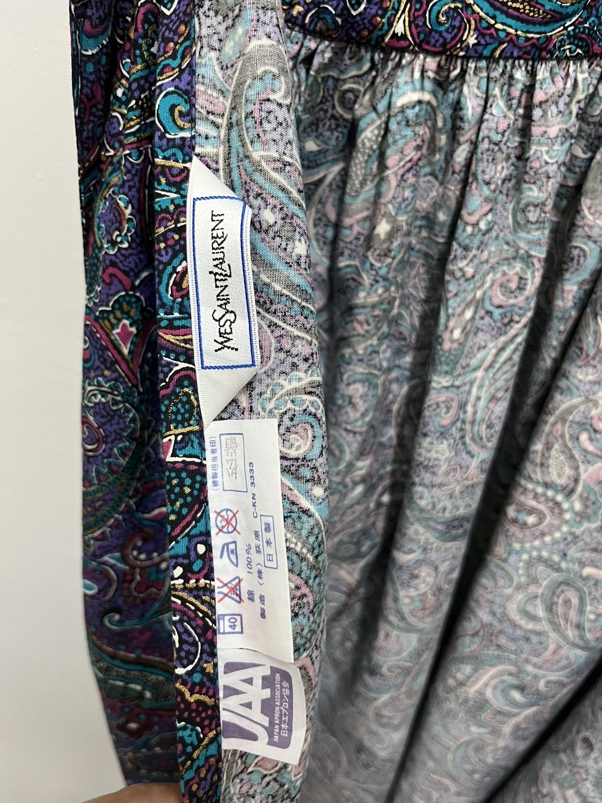 Saint Laurent Paris Vintage Yves Saint Laurent Paisley Apron Size ONE SIZE - 7 Thumbnail