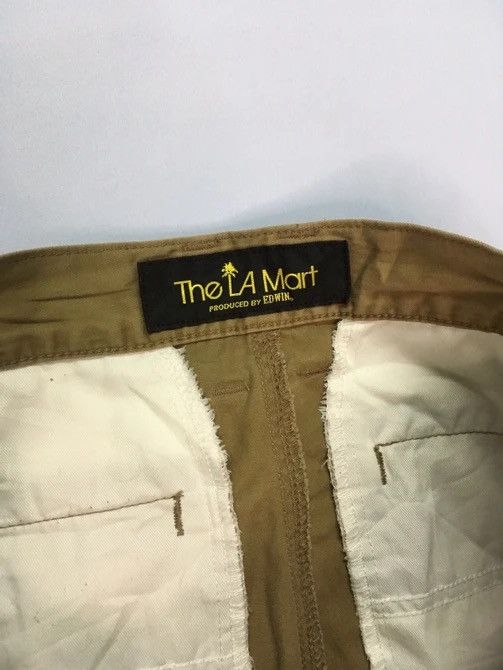 Japanese Brand × Vintage Vintage LA MART Utility Multi Pocket Cargo Pants In Size 31 Size US 31 - 6 Thumbnail