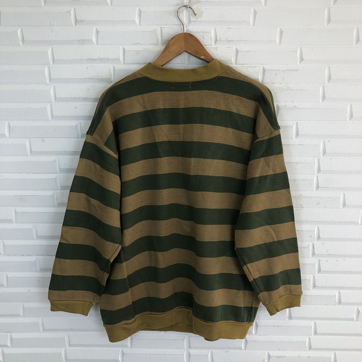 Japanese Brand VINTAGE CECILENE JAPAN STRIPED 2 COLOUR CARDIGAN Size US L / EU 52-54 / 3 - 7 Thumbnail