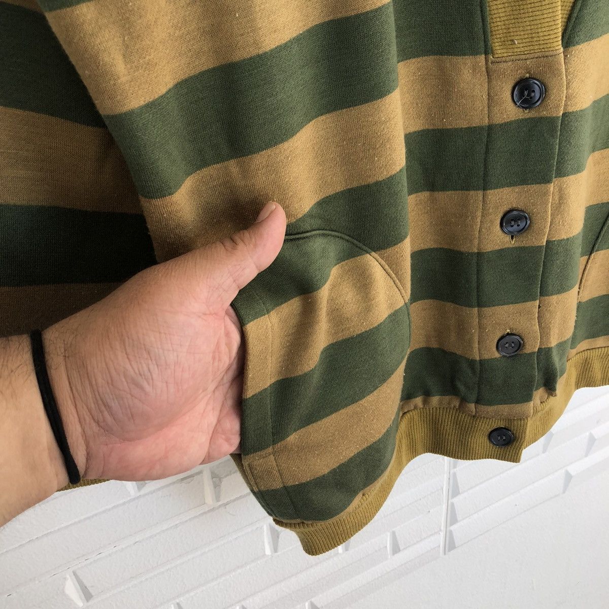 Japanese Brand VINTAGE CECILENE JAPAN STRIPED 2 COLOUR CARDIGAN Size US L / EU 52-54 / 3 - 5 Thumbnail