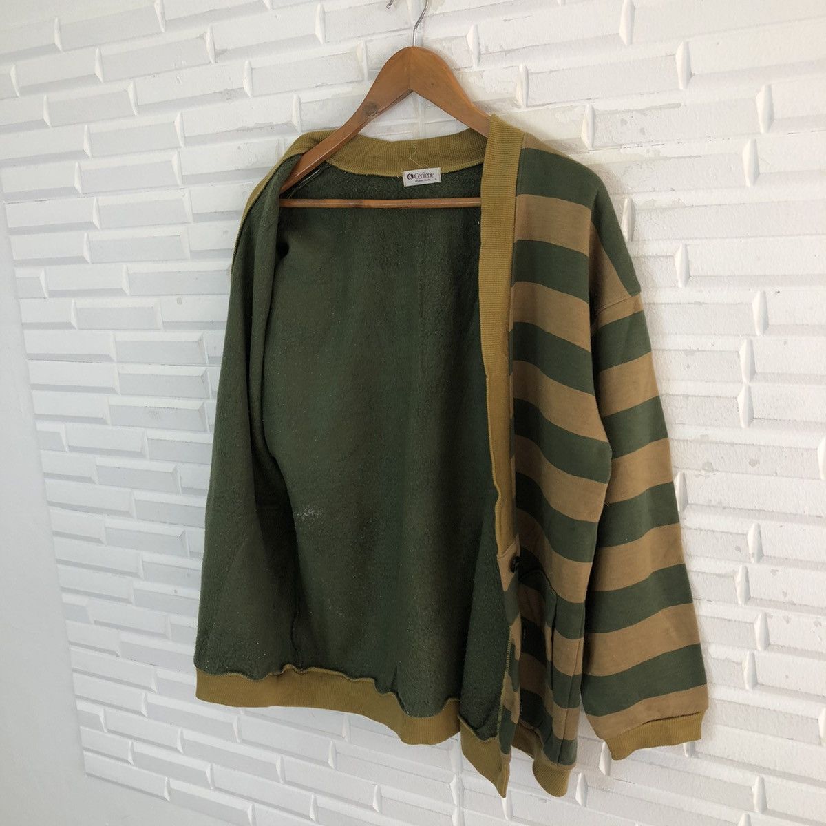 Japanese Brand VINTAGE CECILENE JAPAN STRIPED 2 COLOUR CARDIGAN Size US L / EU 52-54 / 3 - 10 Thumbnail
