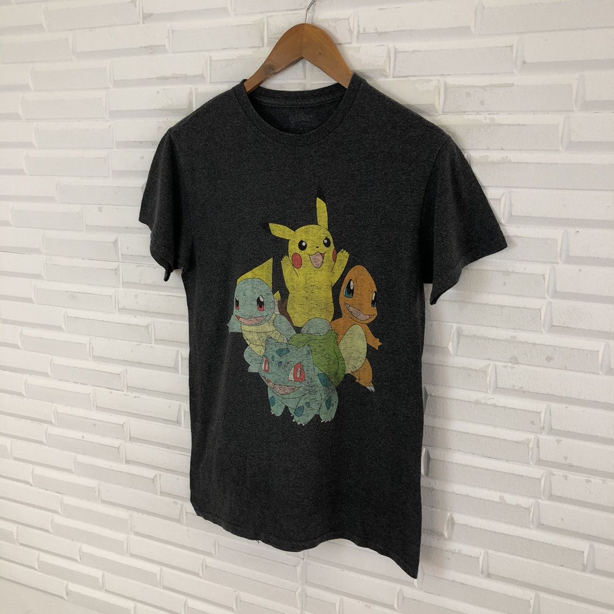 Cartoon Network VINTAGE POKEMON BIG LOGO SHORT SLEEVE T-SHIRT Size US S / EU 44-46 / 1 - 2 Thumbnail