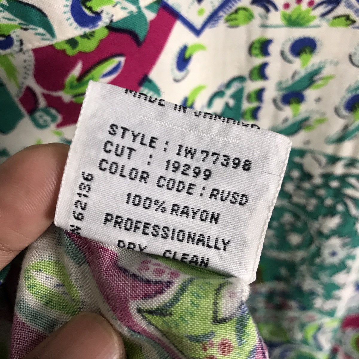 Georges Marciano Vintage 90s Guess Rayon Button Up L/s Shirt Georges Marciano Size US S / EU 44-46 / 1 - 7 Thumbnail
