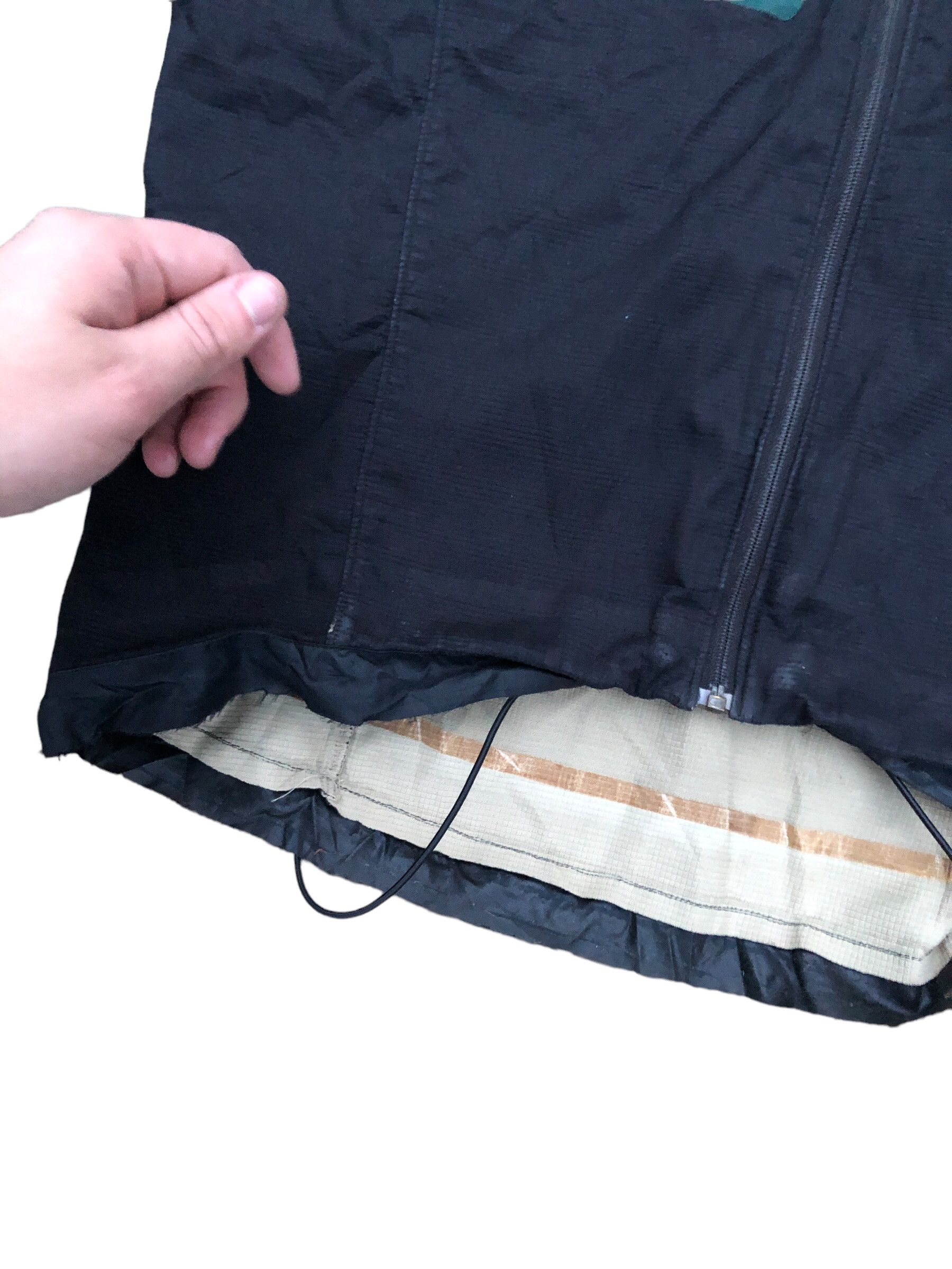 Arc'teryx × Vintage Vintage Arc'Teryx Herren Jacket Black/Green Medium Size US M / EU 48-50 / 2 - 14 Thumbnail