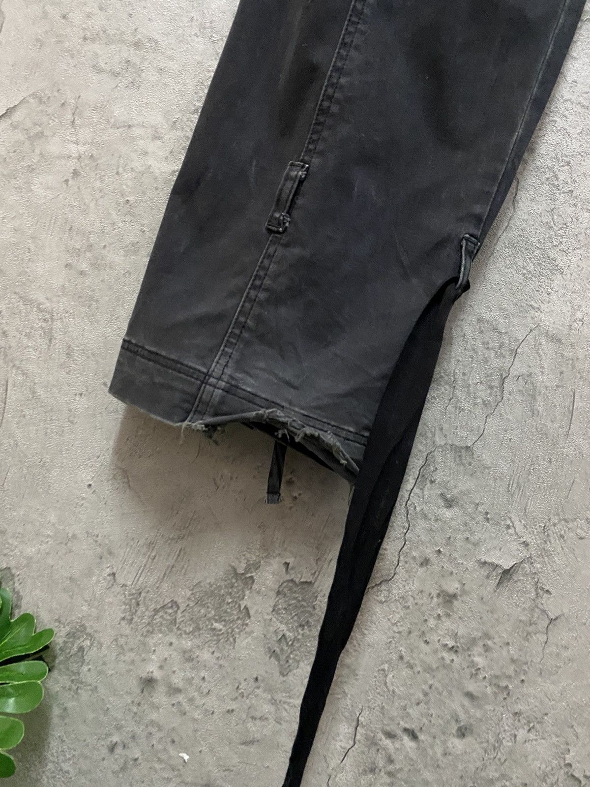 Designer × Japanese Brand WD Japan Flared Tactical Bondage Faded Valvet Cargo Pants Size US 31 - 18 Thumbnail