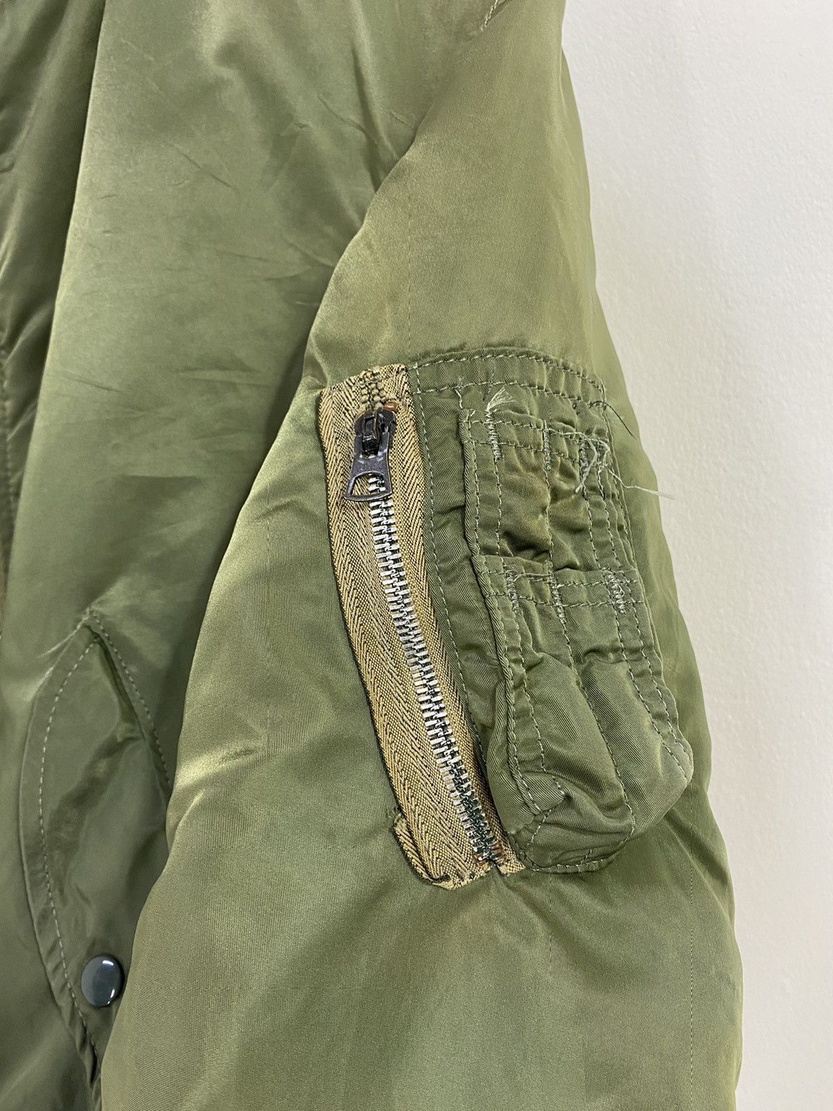 Alpha Industries Vintage Alpha Industries MA1 Bomber Jacket Riversible Design Size US L / EU 52-54 / 3 - 4 Thumbnail