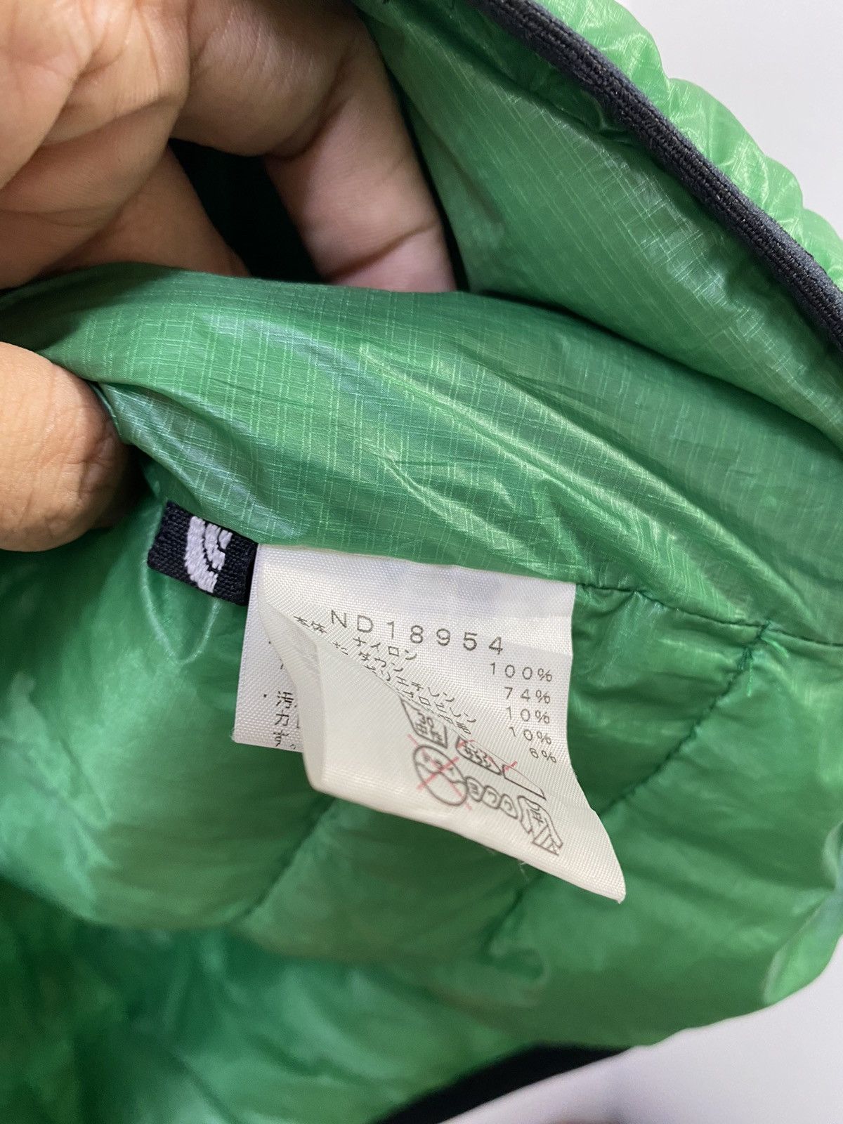 The North Face The North Face Light Puffer Jacket Summit Series nice Color Size US M / EU 48-50 / 2 - 9 Thumbnail