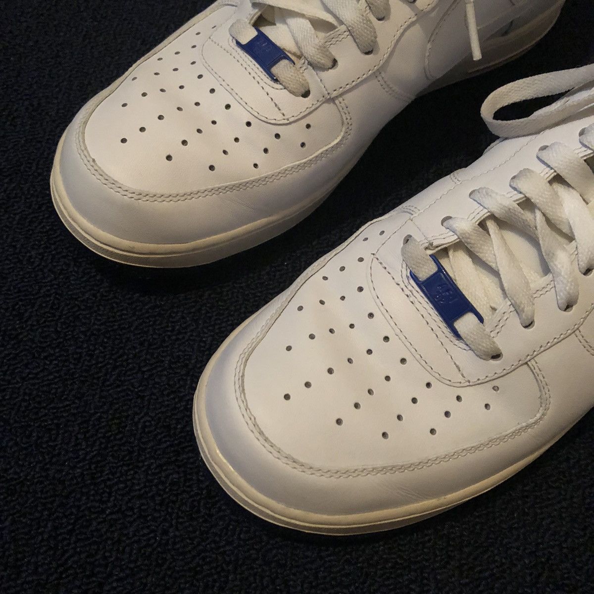 Nike × Vintage Vintage Rare Nike Air Force 1 Aged White Red Blue Low Shoes Size US 10.5 / EU 43-44 - 9 Thumbnail