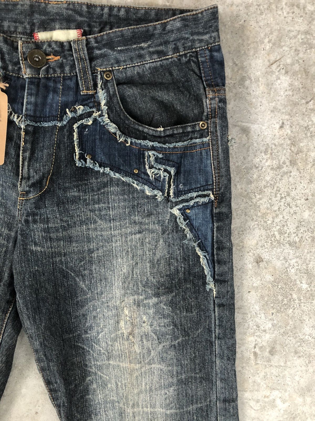 Who Decides War Japanese Gumu Distressed Jeans Patchwork Boro Style Size US 31 - 5 Thumbnail