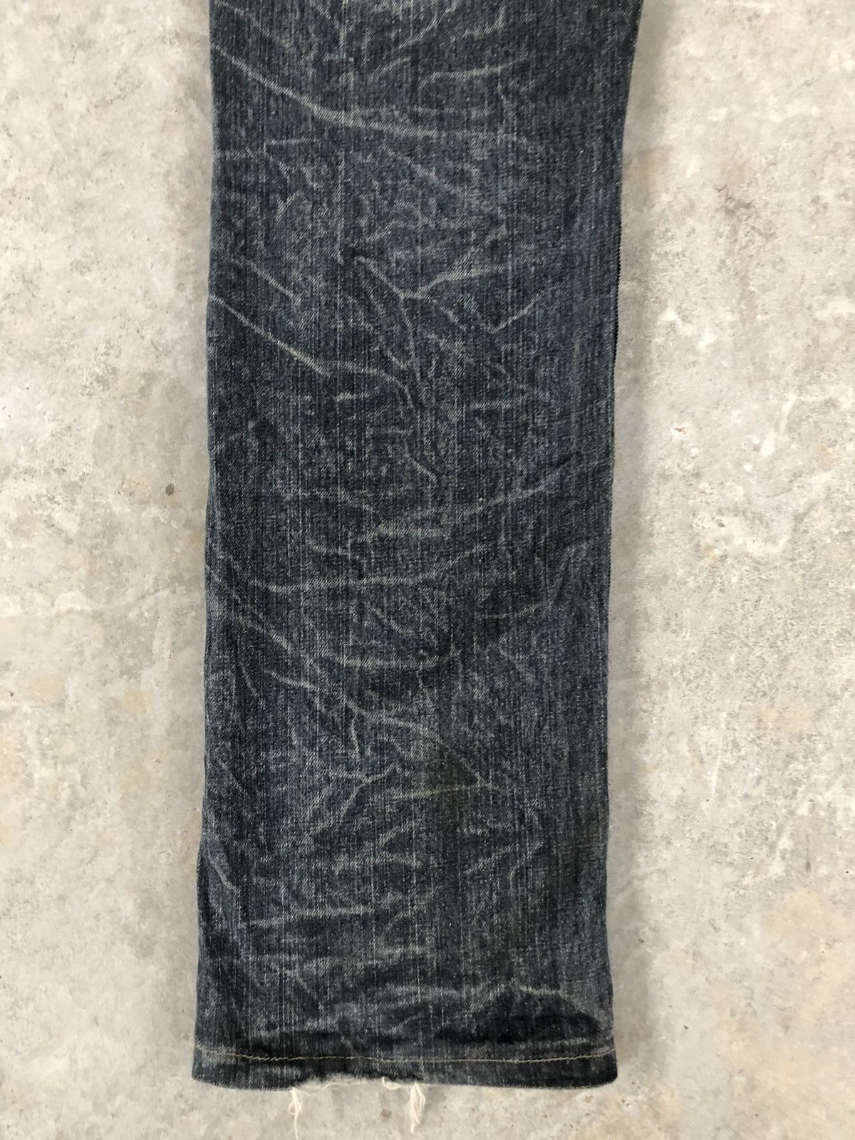 Who Decides War Japanese Gumu Distressed Jeans Patchwork Boro Style Size US 31 - 11 Thumbnail