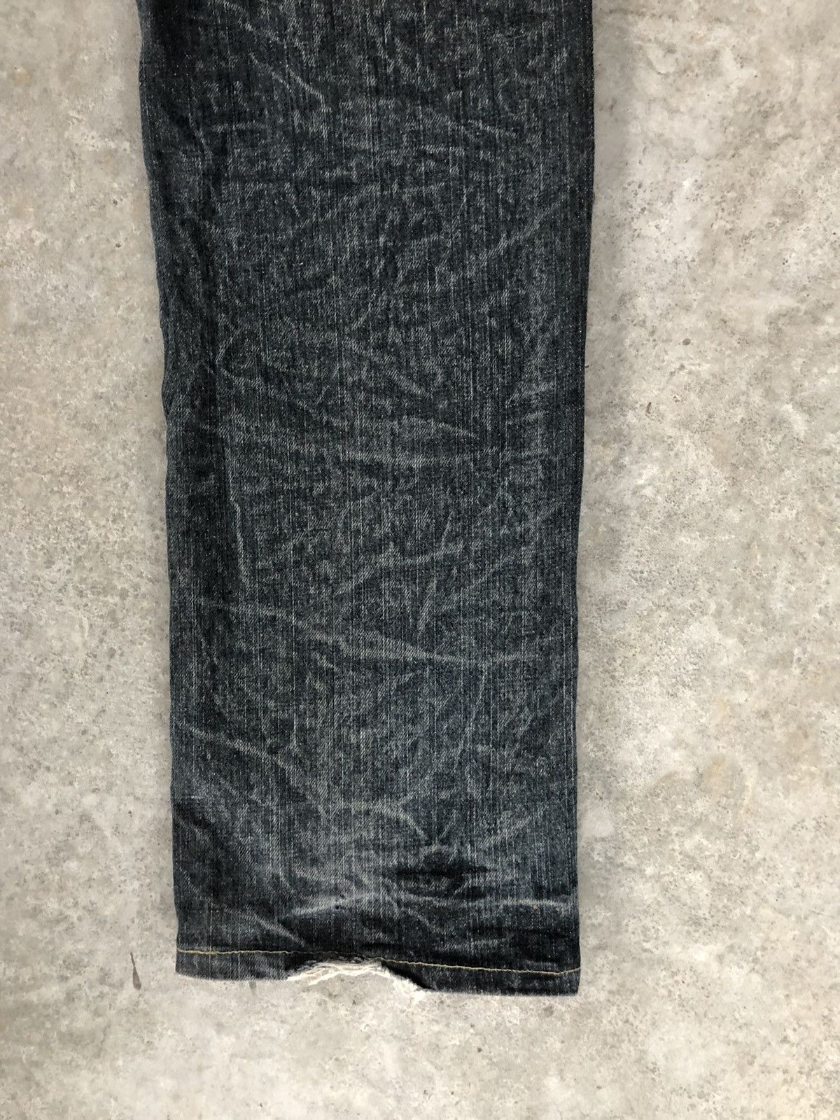 Who Decides War Japanese Gumu Distressed Jeans Patchwork Boro Style Size US 31 - 12 Thumbnail