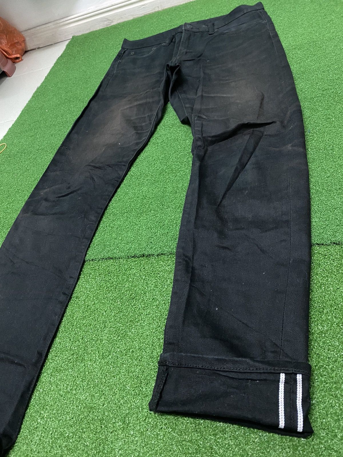 Japanese Brand UNIQLO SUPER BLACK SELVAGE DENIM SIZE 32 Size US 32 / EU 48 - 6 Thumbnail