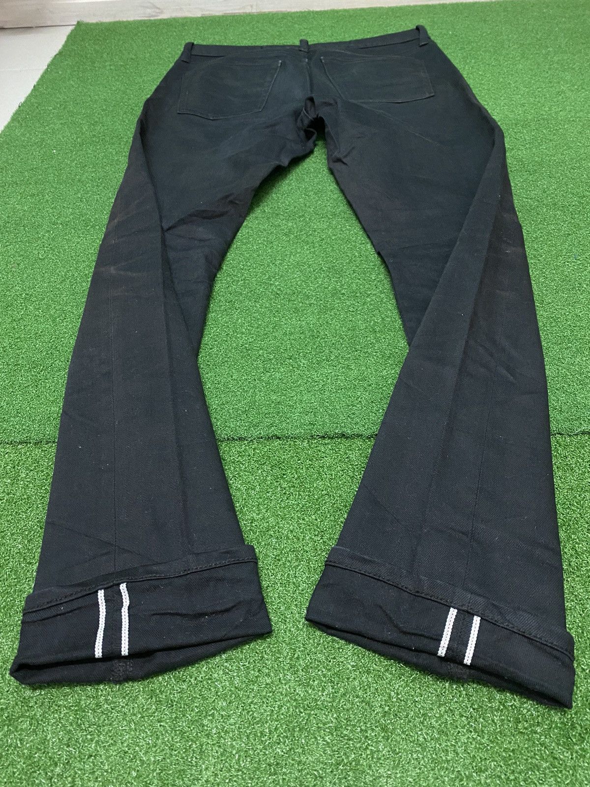 Japanese Brand UNIQLO SUPER BLACK SELVAGE DENIM SIZE 32 Size US 32 / EU 48 - 15 Thumbnail