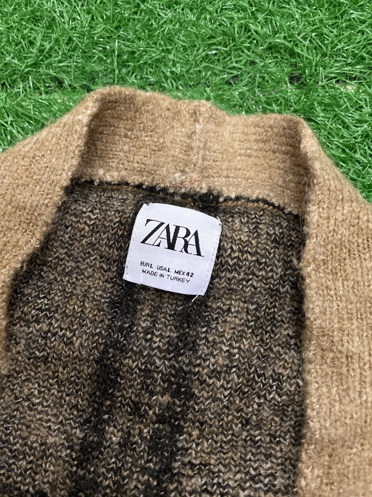 Zara Zara knitwear cardigan jacket Size US L / EU 52-54 / 3 - 6 Thumbnail