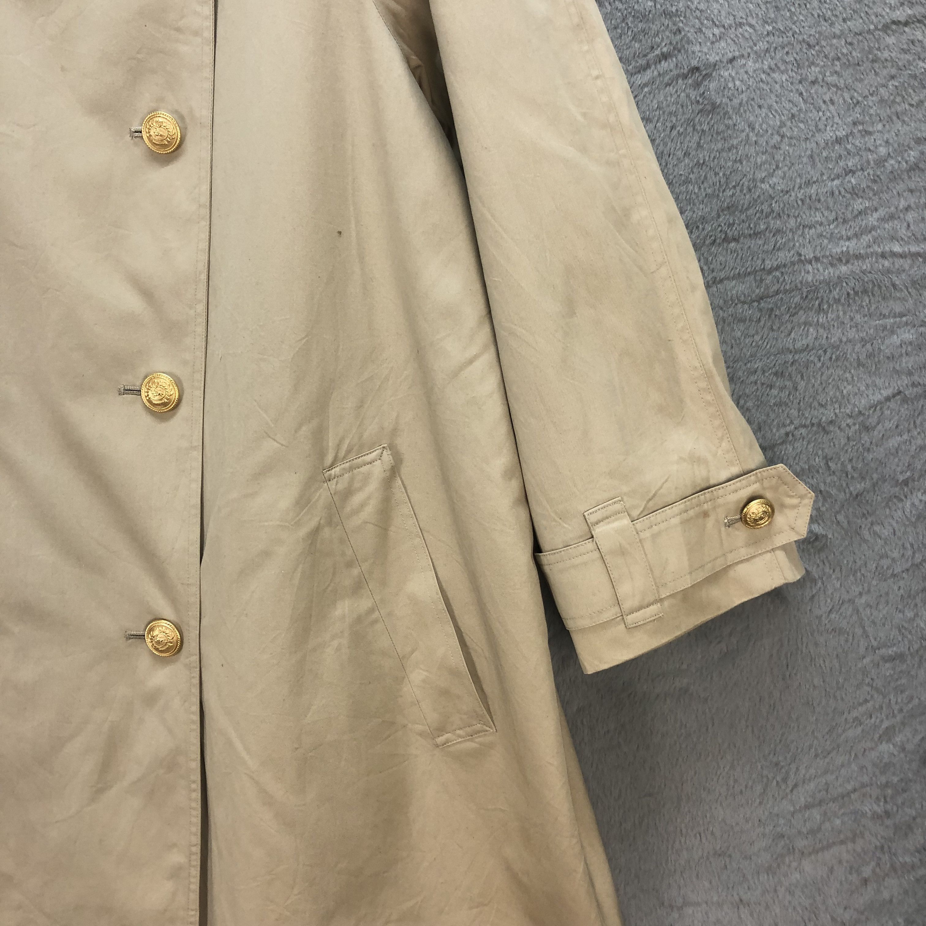 Burberry BURBERRYS DOUBLE BREASTED TRENCH COAT #6728-83 Size US M / EU 48-50 / 2 - 6 Thumbnail