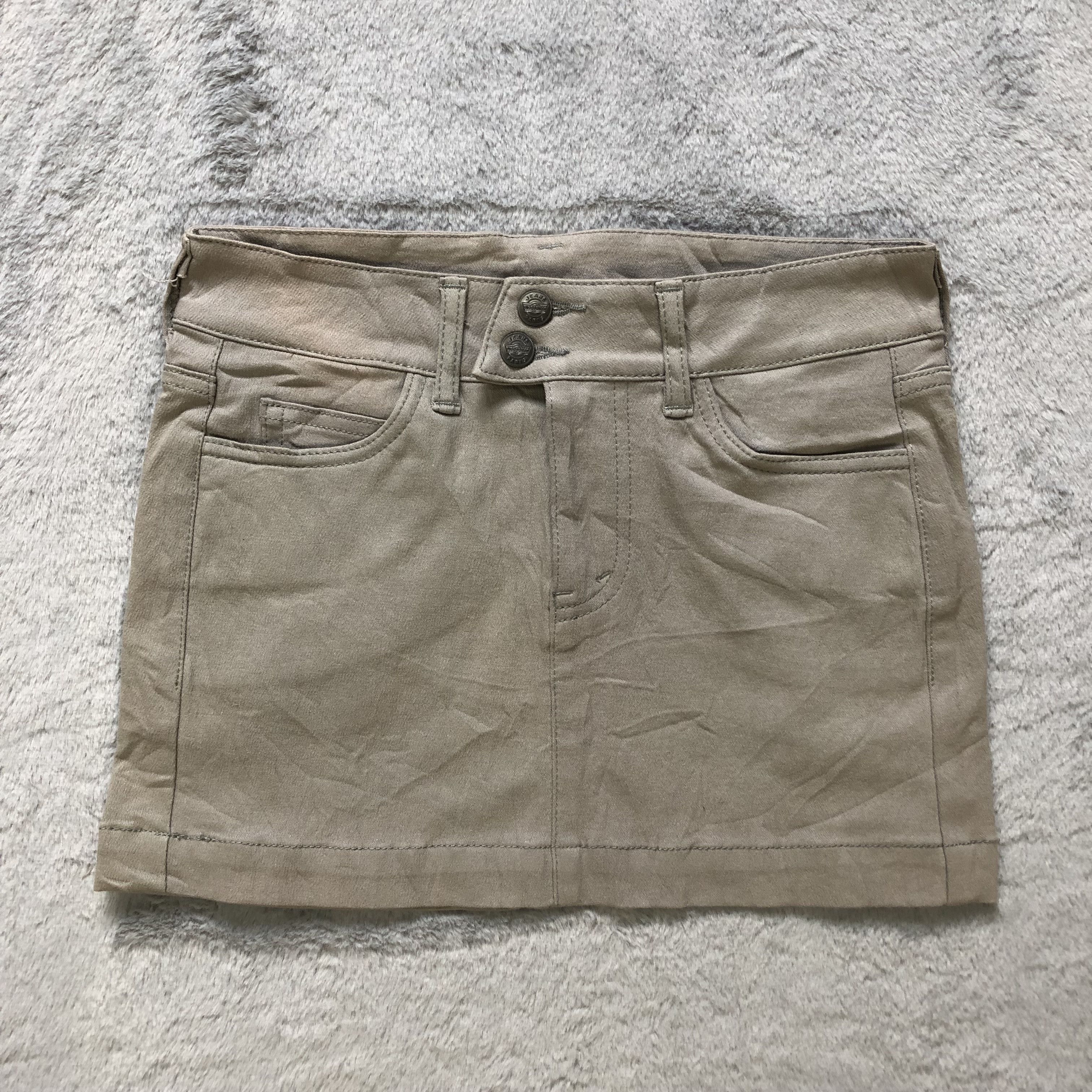 Japanese Brand PICCADILLY MADE IN JAPAN MINI SKIRTS #3745-84 Size 29" - 3 Thumbnail