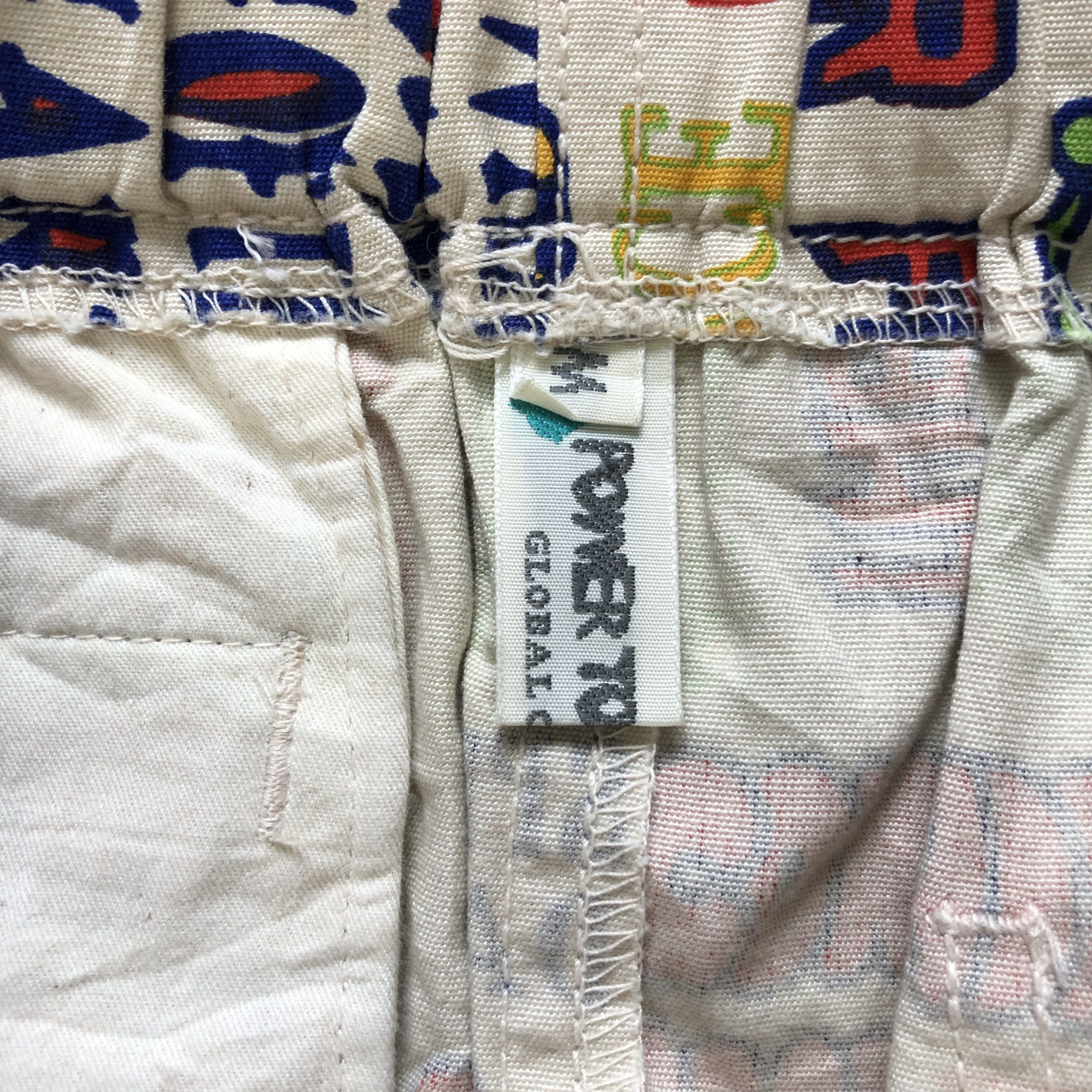 Japanese Brand POWER TO THE PEOPLE GLOBAL CULTURE MIX MINI SKIRTS #6747-84 Size 30" / US 8 / IT 44 - 7 Thumbnail