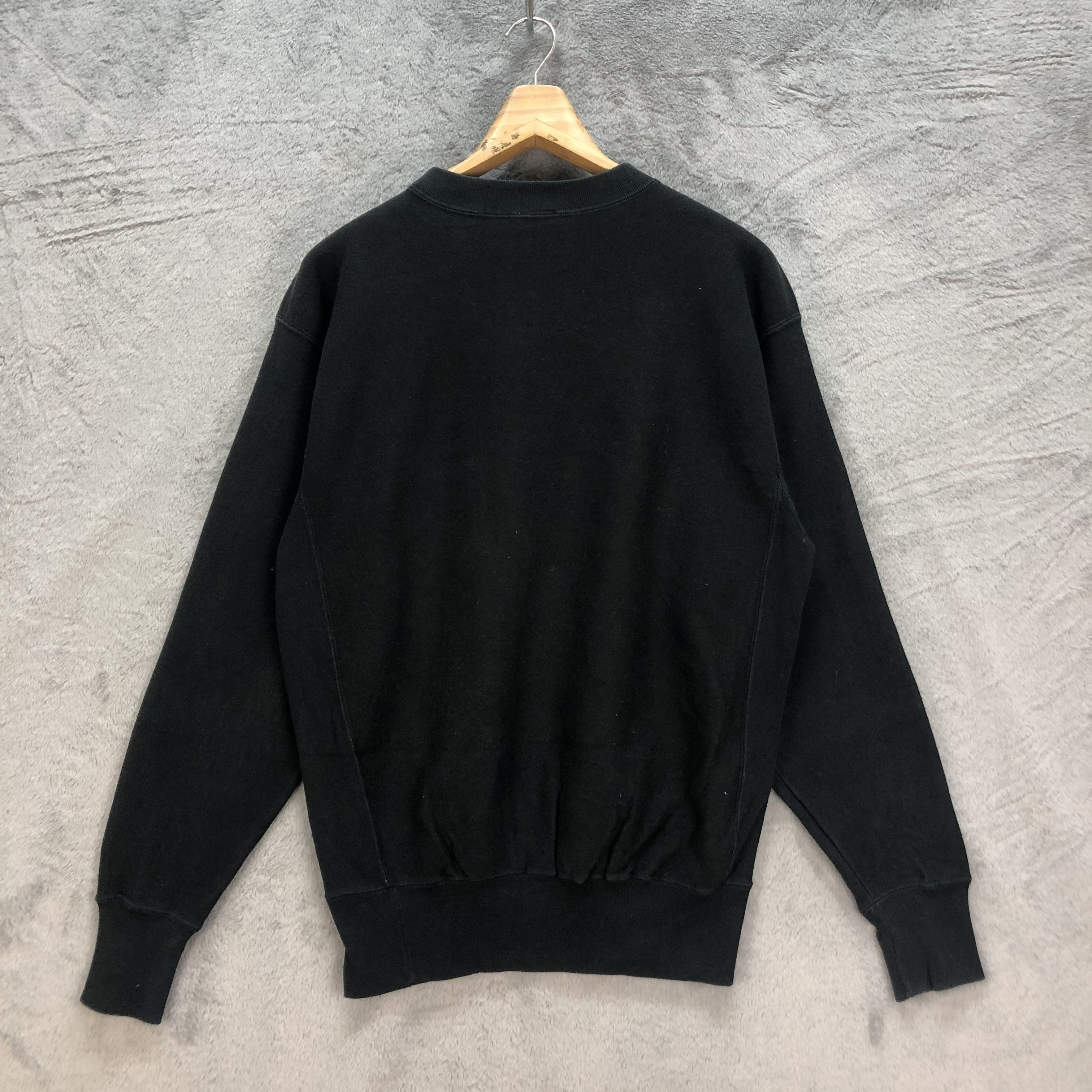 Champion RARE🔥 CHAMPION CUP BIG LOGO SWEATSHIRTS #6757-84 Size US L / EU 52-54 / 3 - 10 Thumbnail