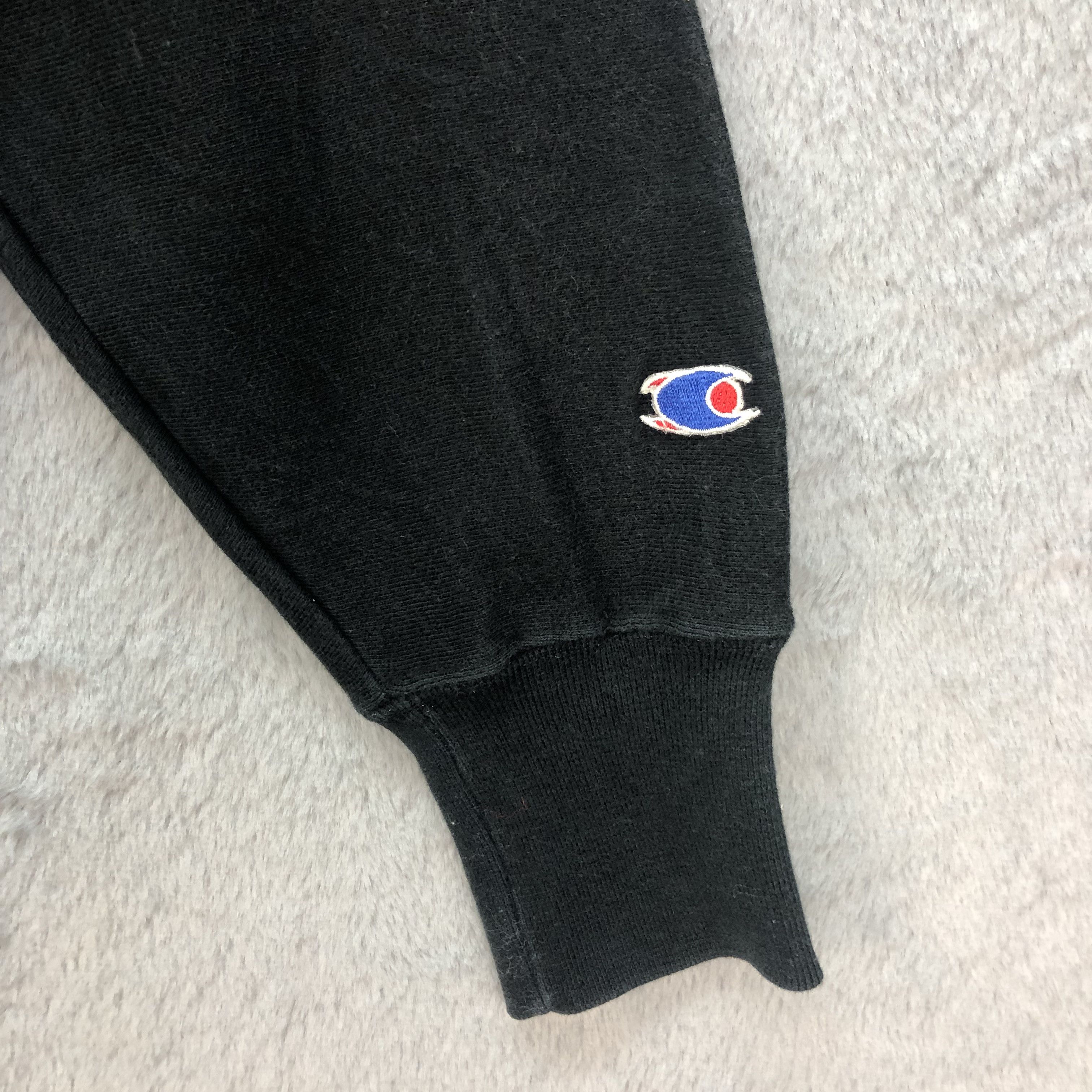 Champion RARE🔥 CHAMPION CUP BIG LOGO SWEATSHIRTS #6757-84 Size US L / EU 52-54 / 3 - 7 Thumbnail