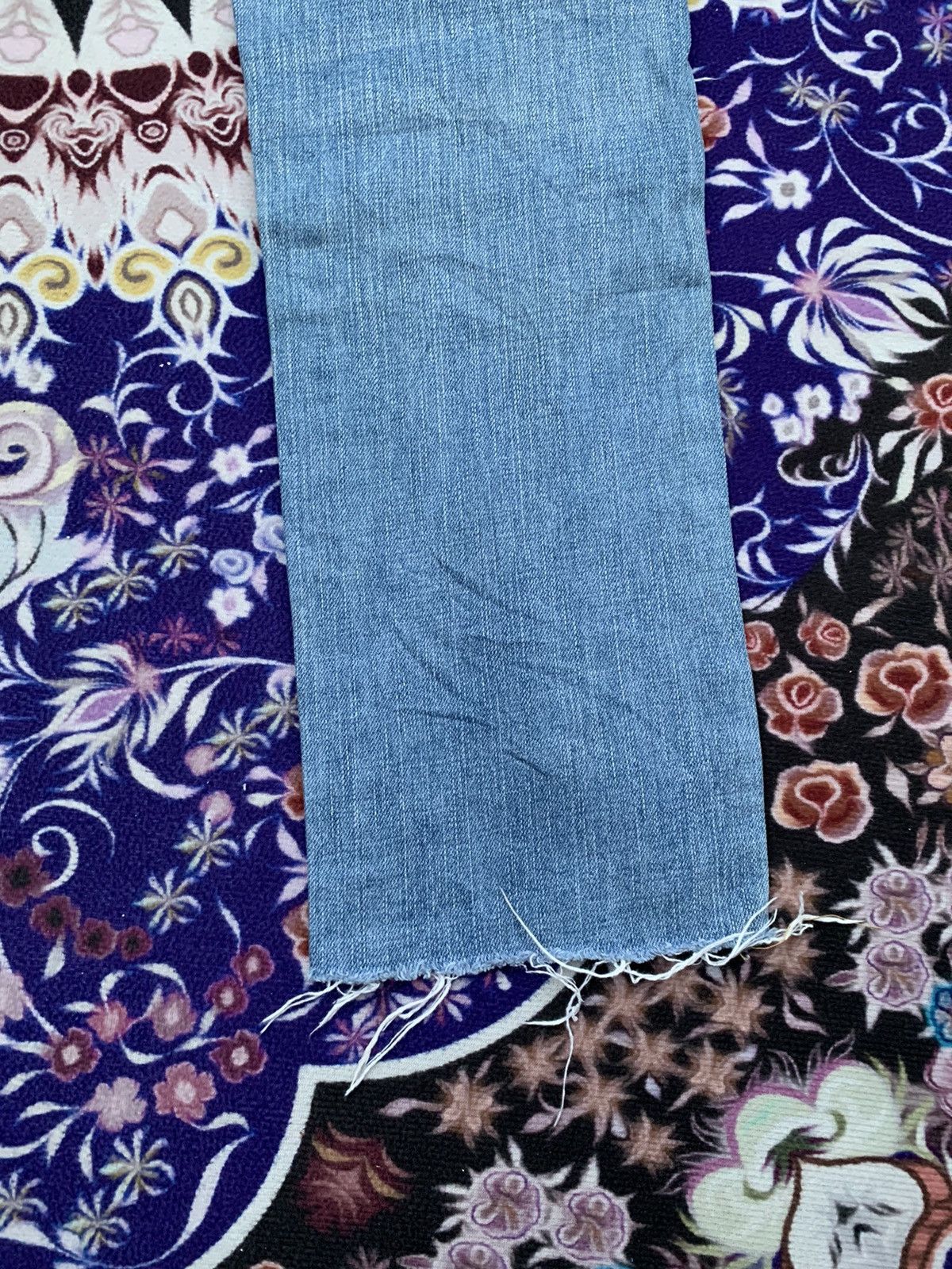 American Eagle Outfitters American Eagle Oufitters Distressed Denim Size US 34 / EU 50 - 9 Thumbnail