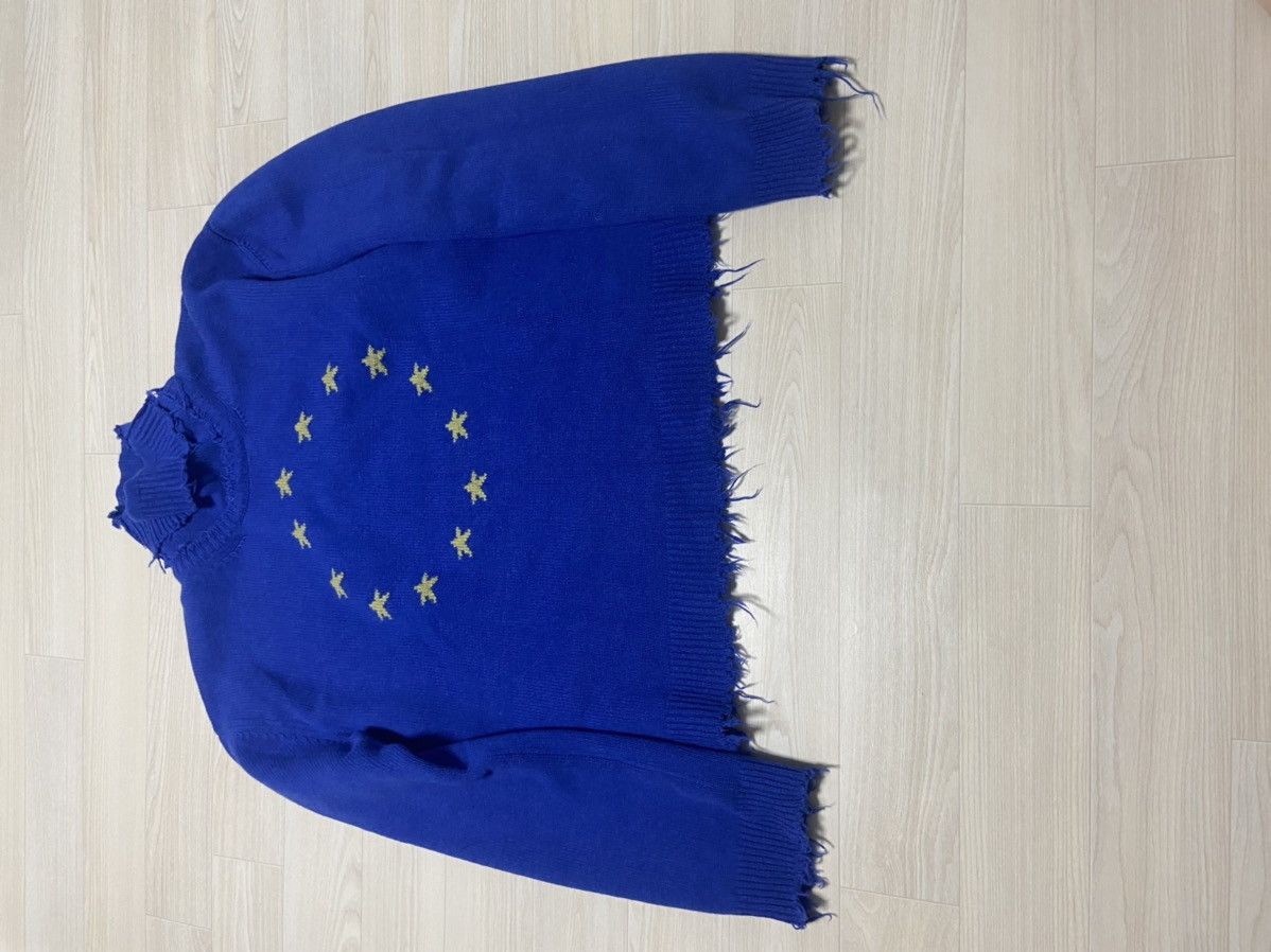 Vetements EUROPE logo oversized distressed knit sweatshirt