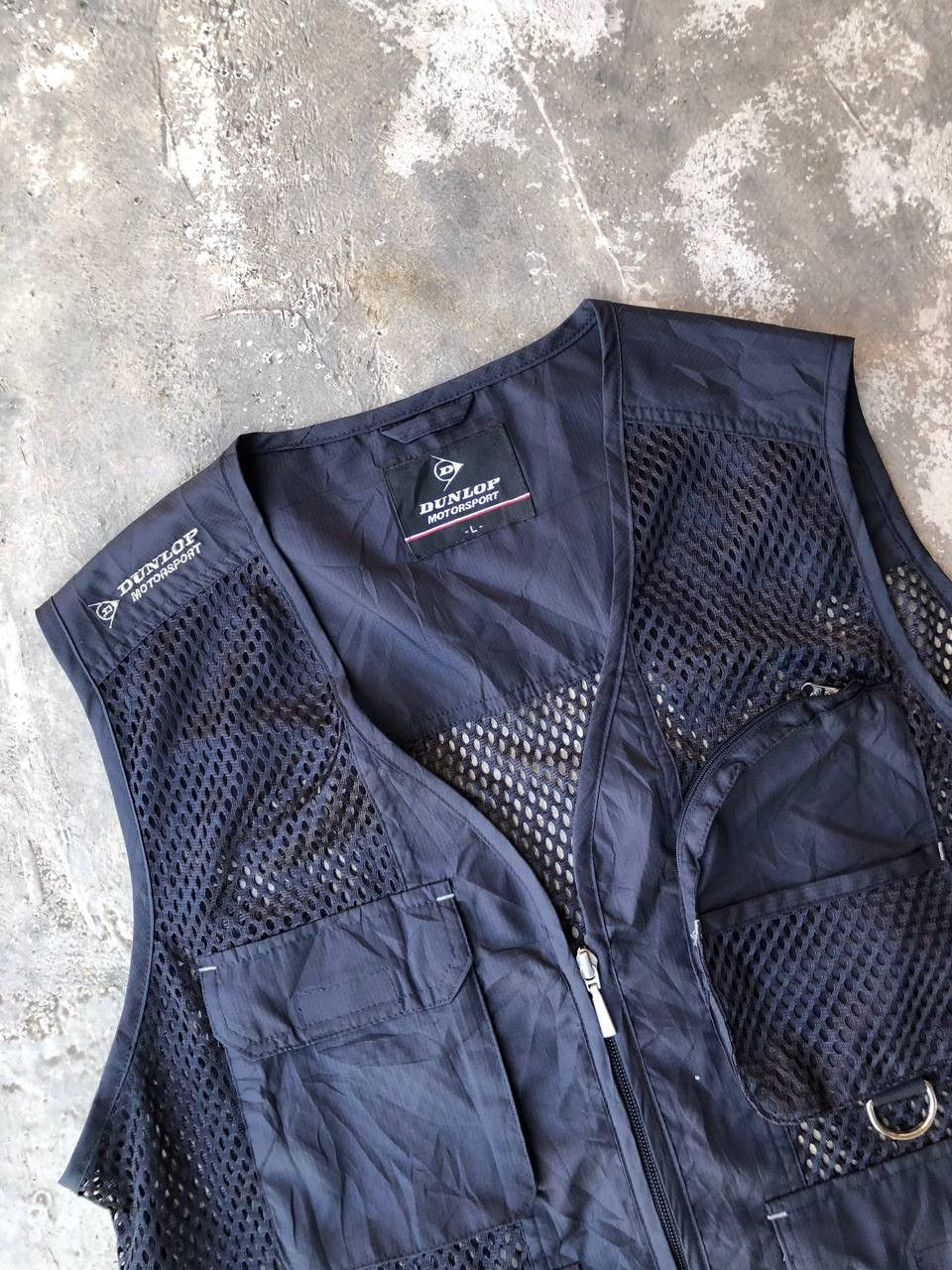 Japanese Brand Dunlop Nett Black Vest Size 40R - 2 Thumbnail
