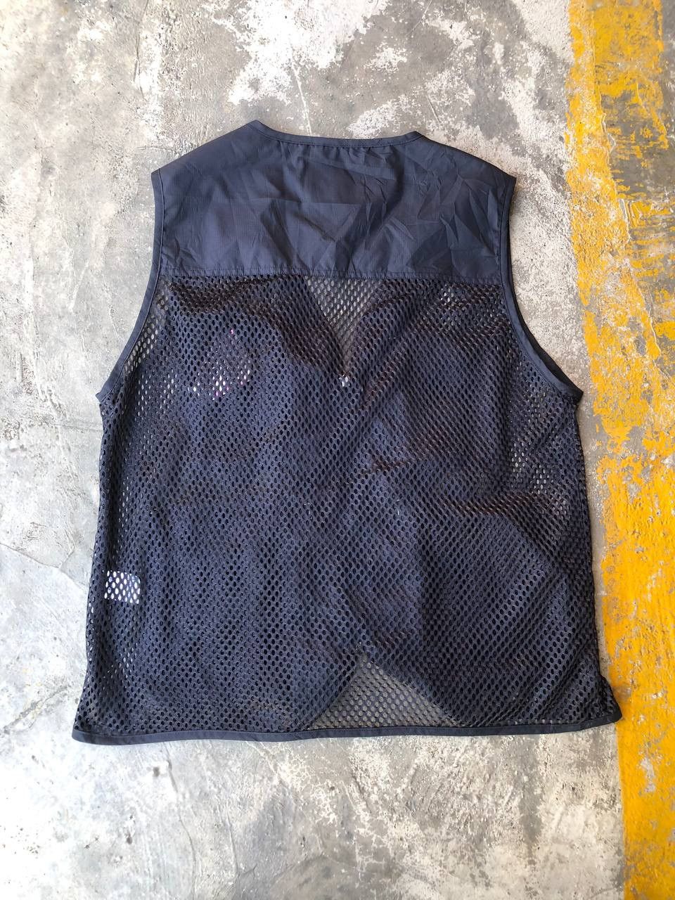 Japanese Brand Dunlop Nett Black Vest Size 40R - 3 Thumbnail