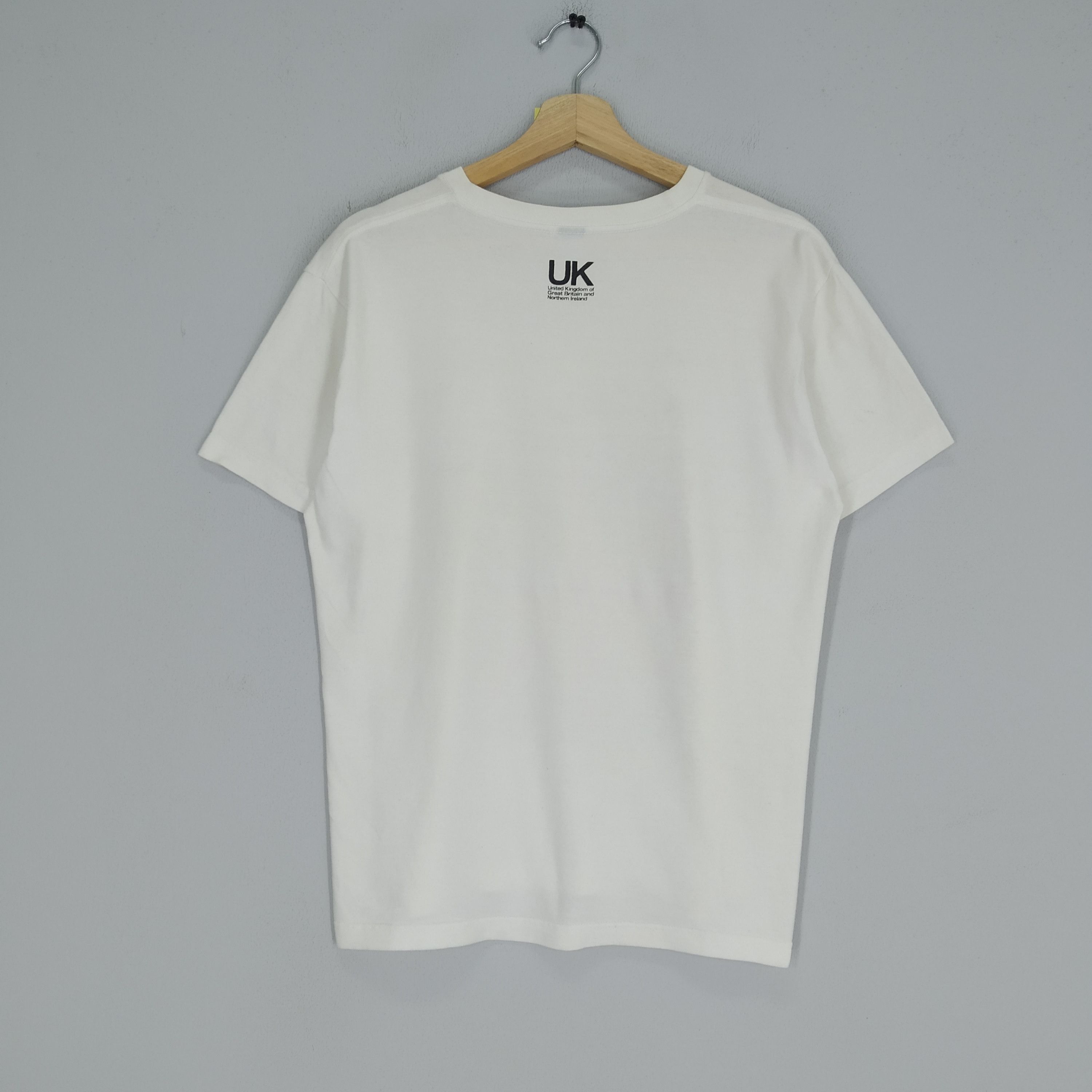 Vintage Graniph X UK God Save The Queen Graphics T-shirt