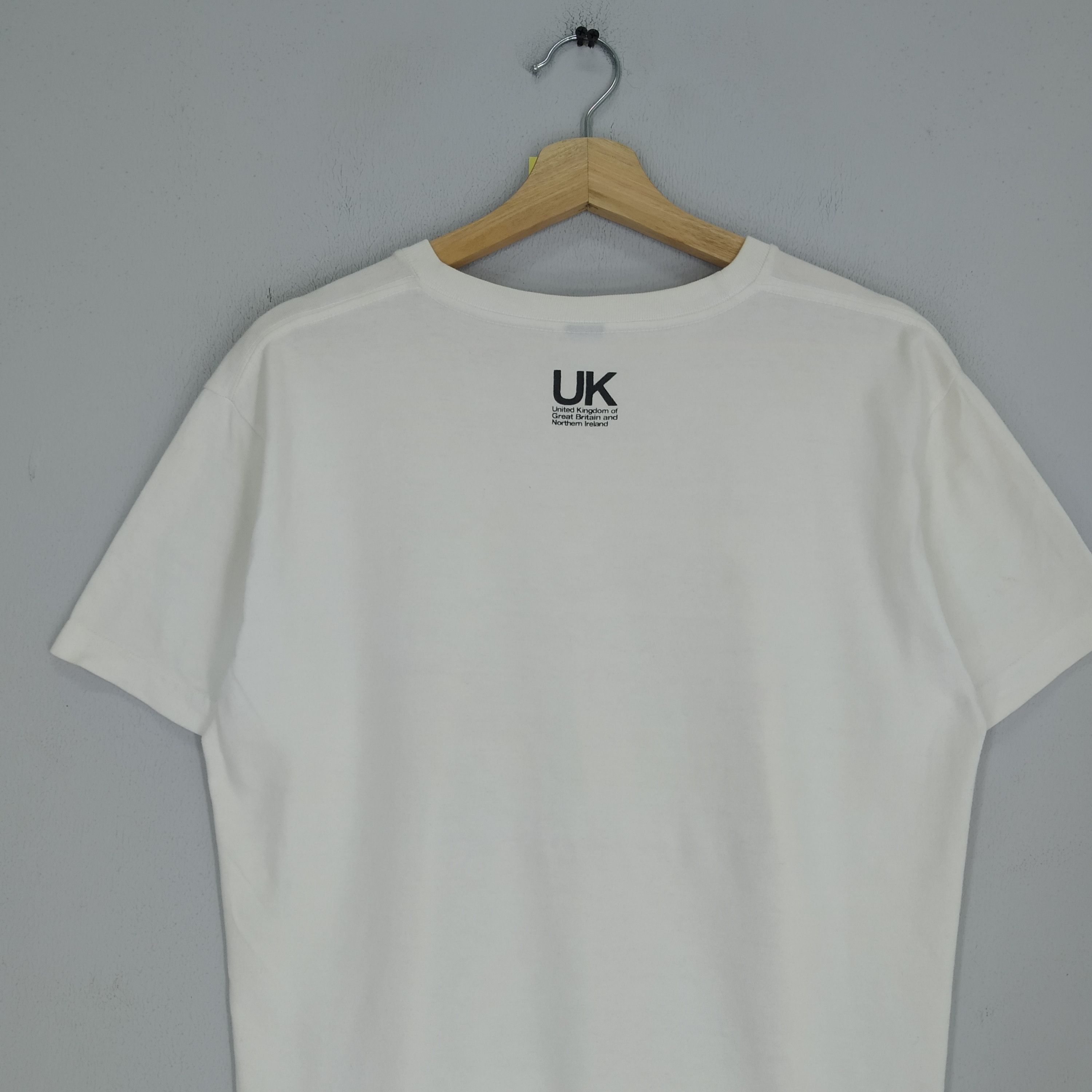 Vintage Graniph X UK God Save The Queen Graphics T-shirt