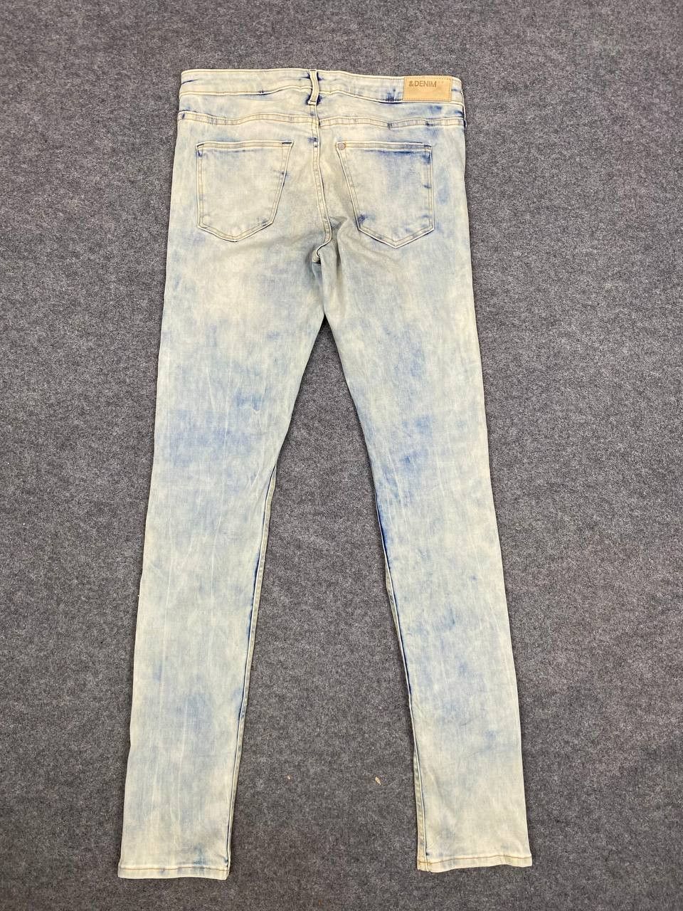 image of Distressed Denim x H&m Hnm X & Denim Acid Wash Distressed Jeans in Light Blue, Men's (Size 32)