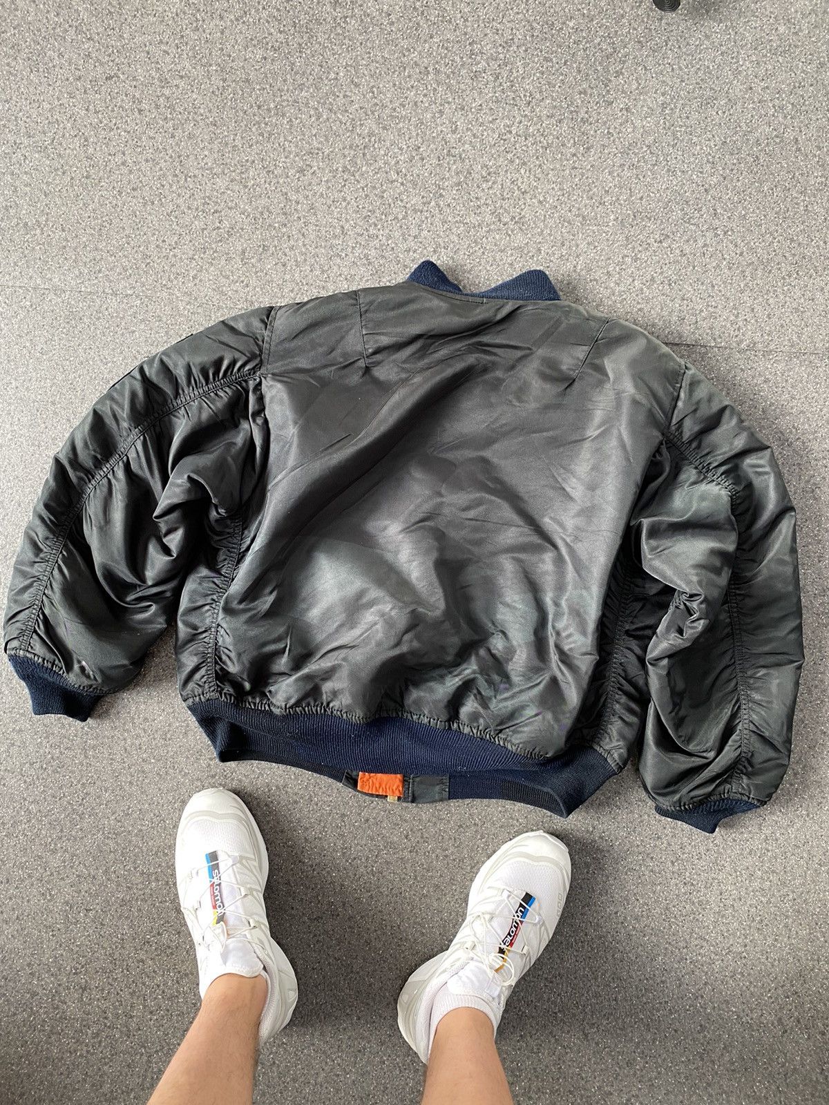 Vintage Vintage Military Trashed Bomber Jacket Size US M / EU 48-50 / 2 - 2 Thumbnail