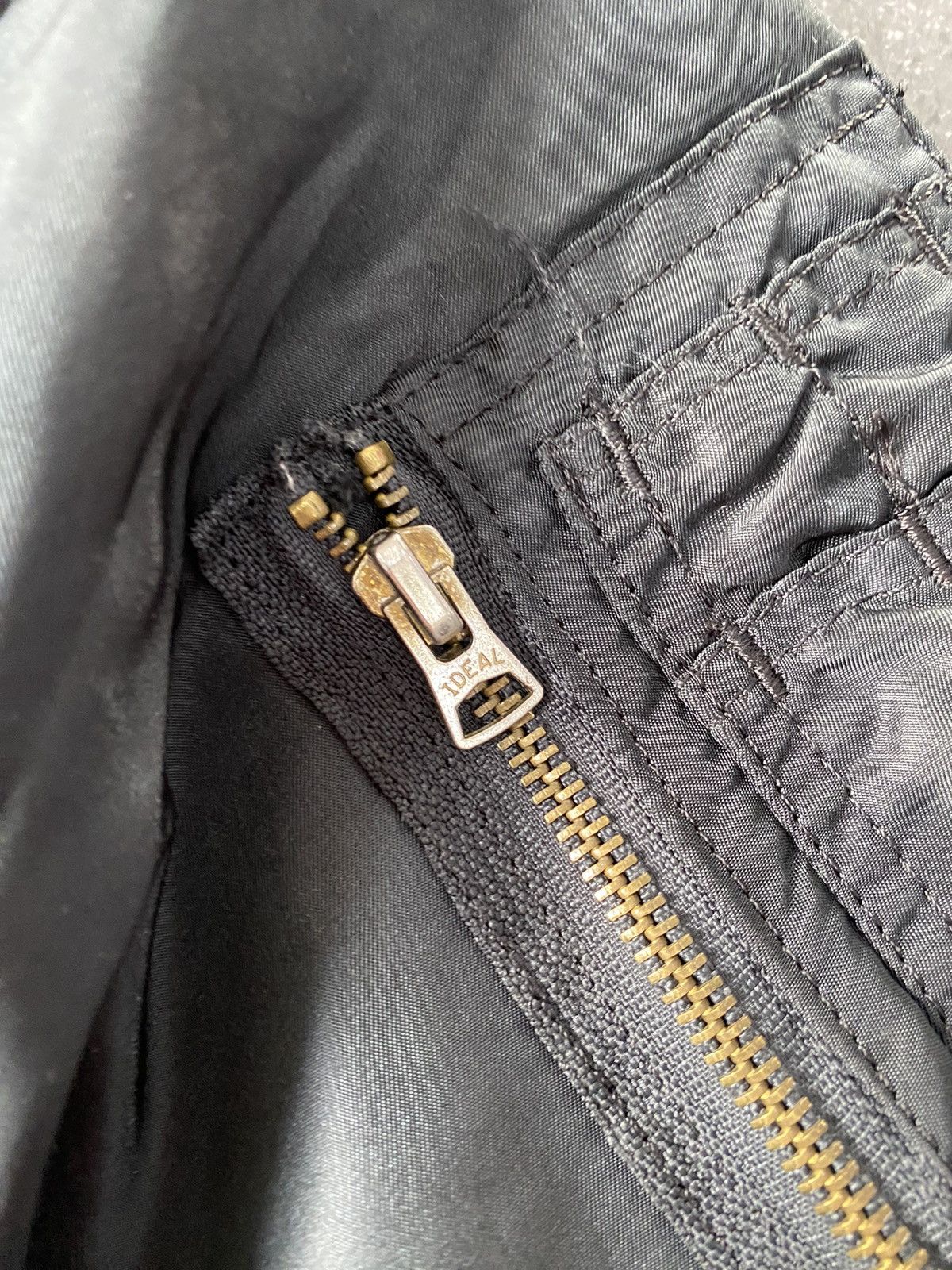 Vintage Vintage Military Trashed Bomber Jacket Size US M / EU 48-50 / 2 - 7 Thumbnail