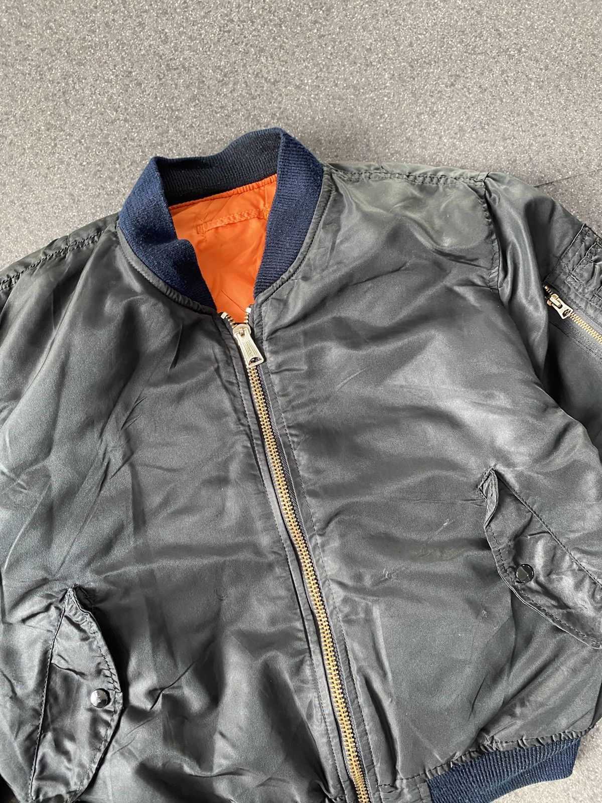 Vintage Vintage Military Trashed Bomber Jacket Size US M / EU 48-50 / 2 - 4 Thumbnail