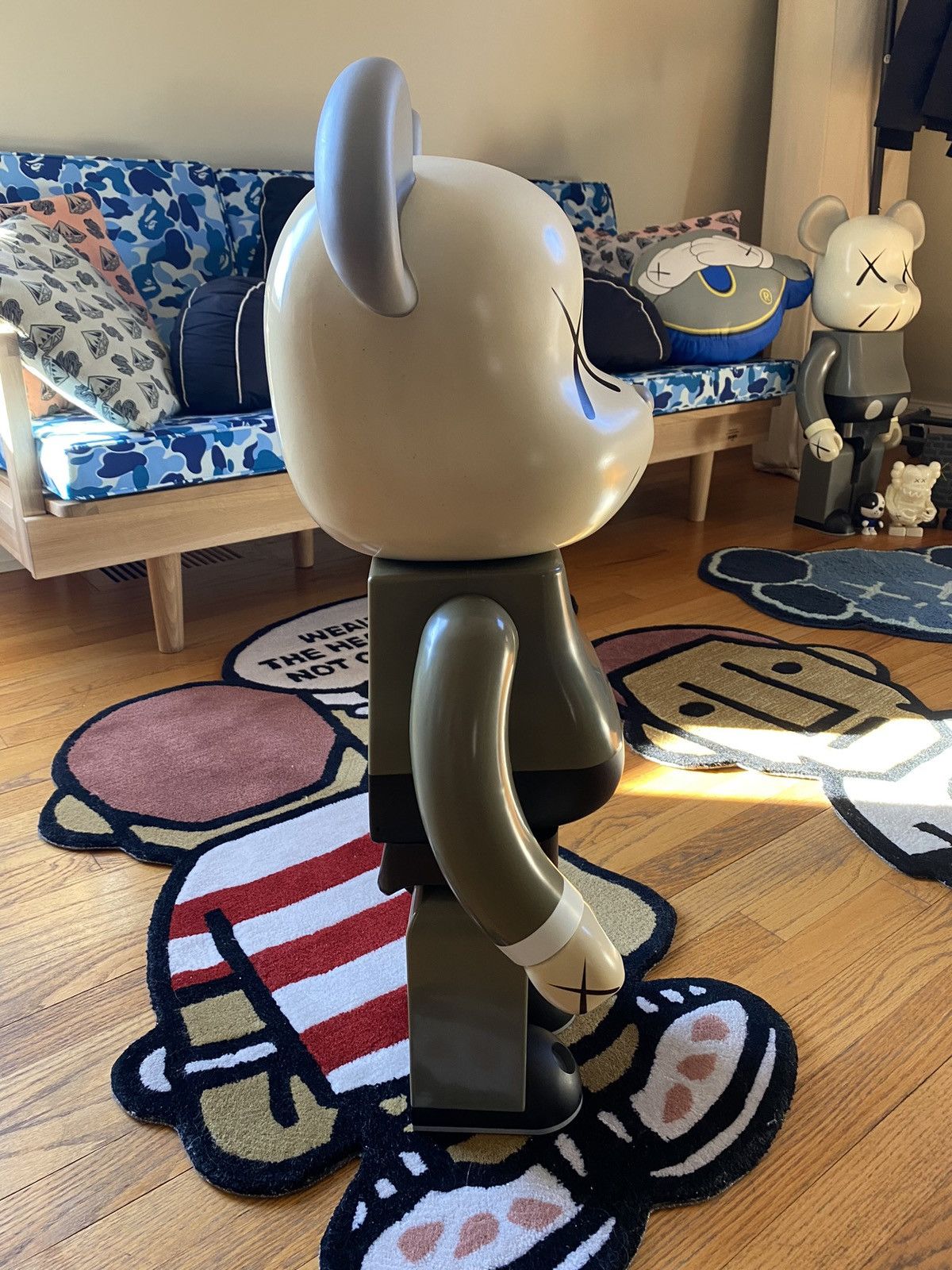 Kaws × Medicom Bearbrick Kaws 1000% bearbrick 2002 | Grailed