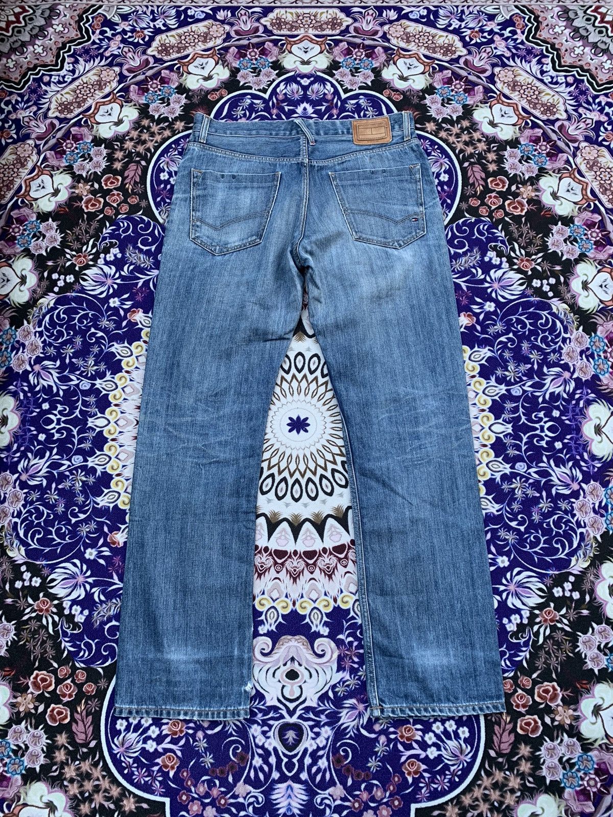 Tommy Hilfiger Distressed Denim