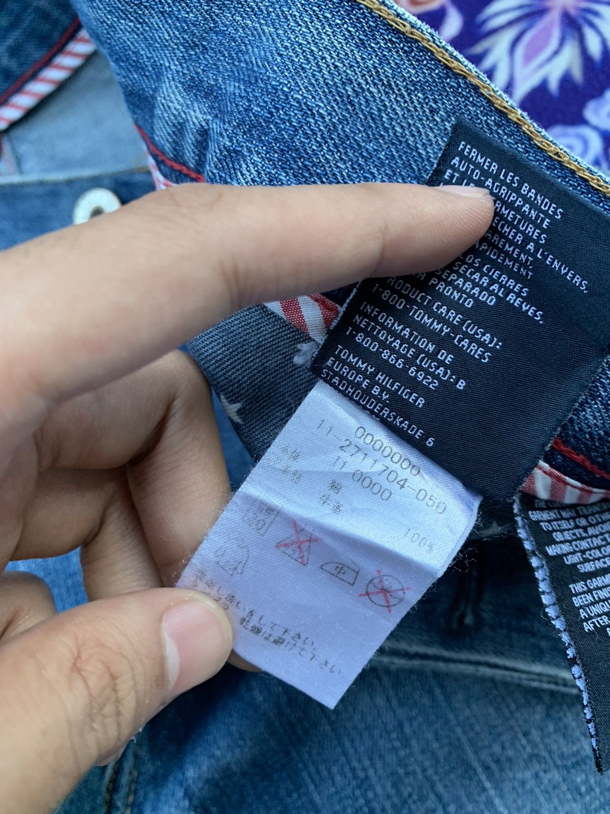 Tommy Hilfiger Tommy Hilfiger Distressed Denim Size US 35 - 9 Thumbnail