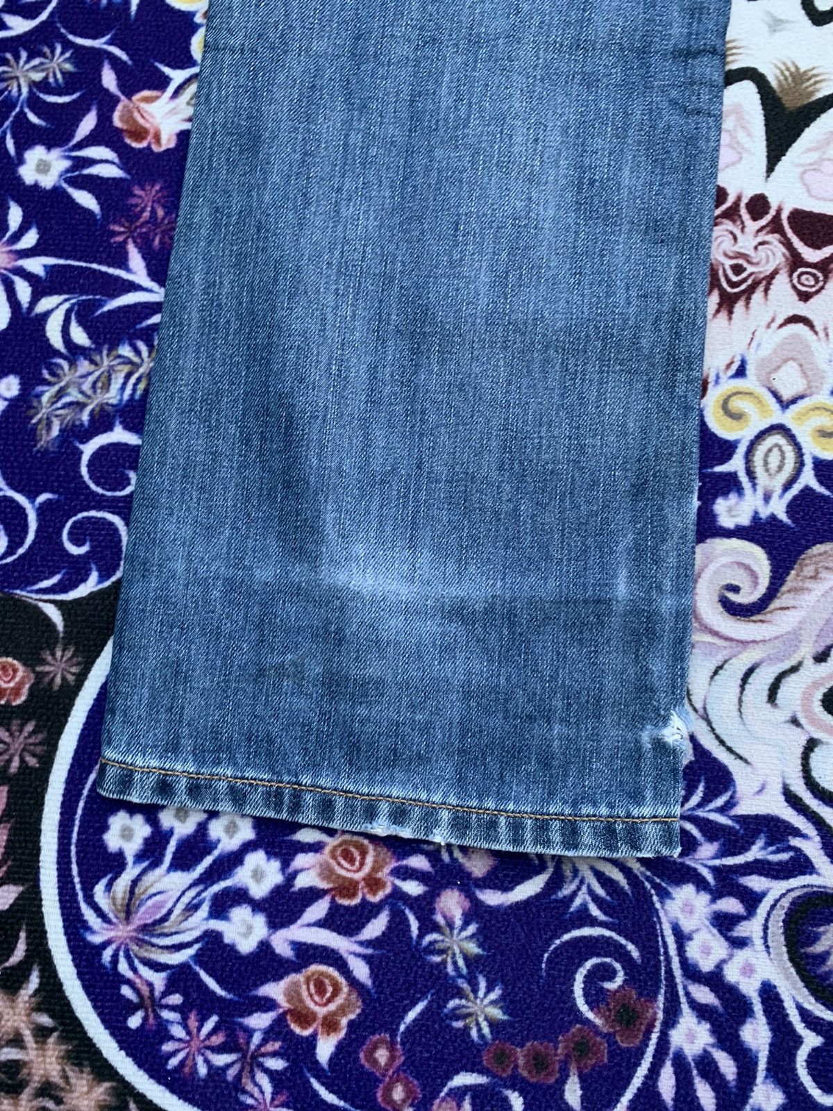 Tommy Hilfiger Tommy Hilfiger Distressed Denim Size US 35 - 12 Thumbnail