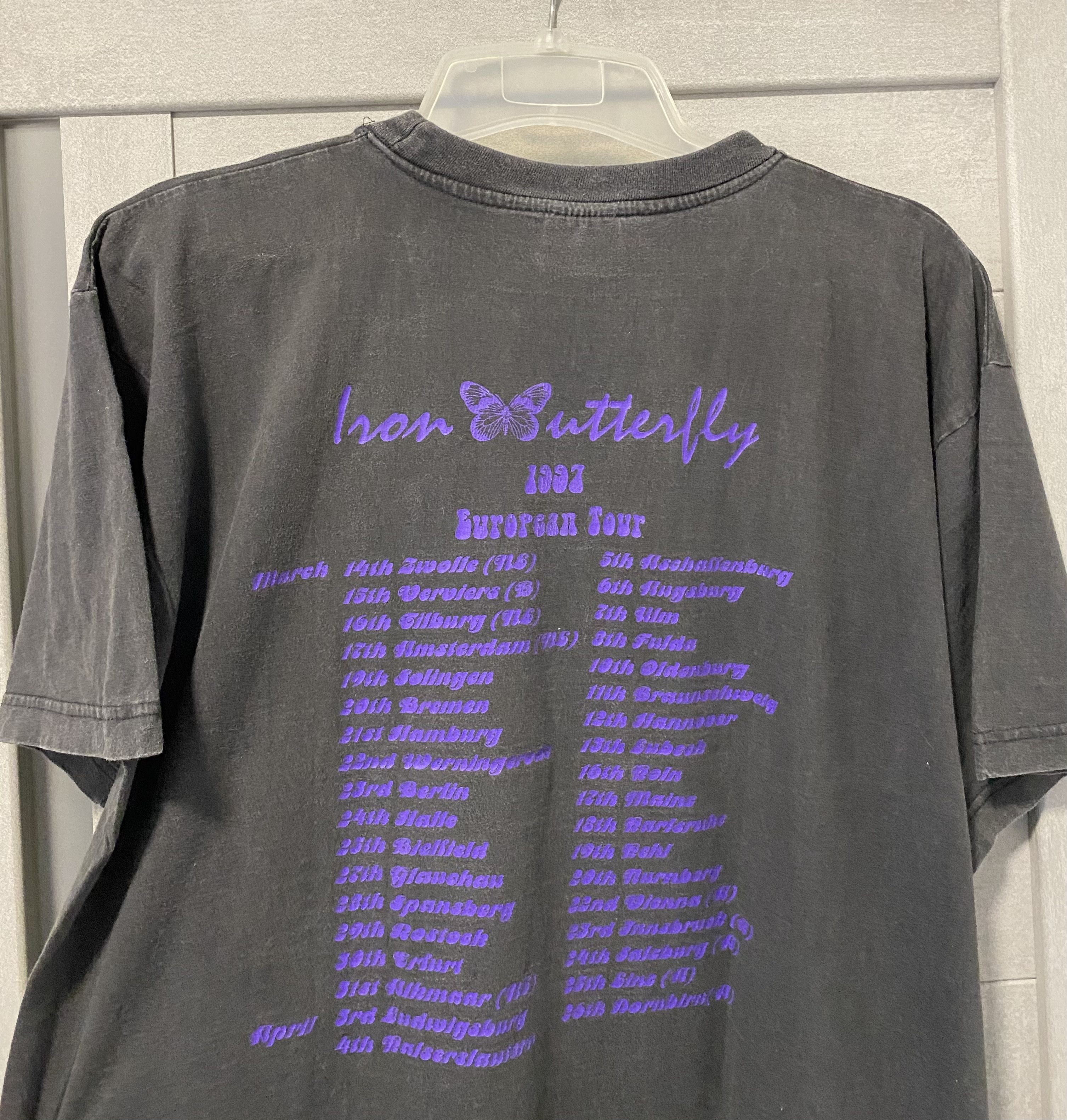 Band Tees × Vintage Vintage 1997 Iron butterfly European tour t-shirt Size US XL / EU 56 / 4 - 4 Thumbnail