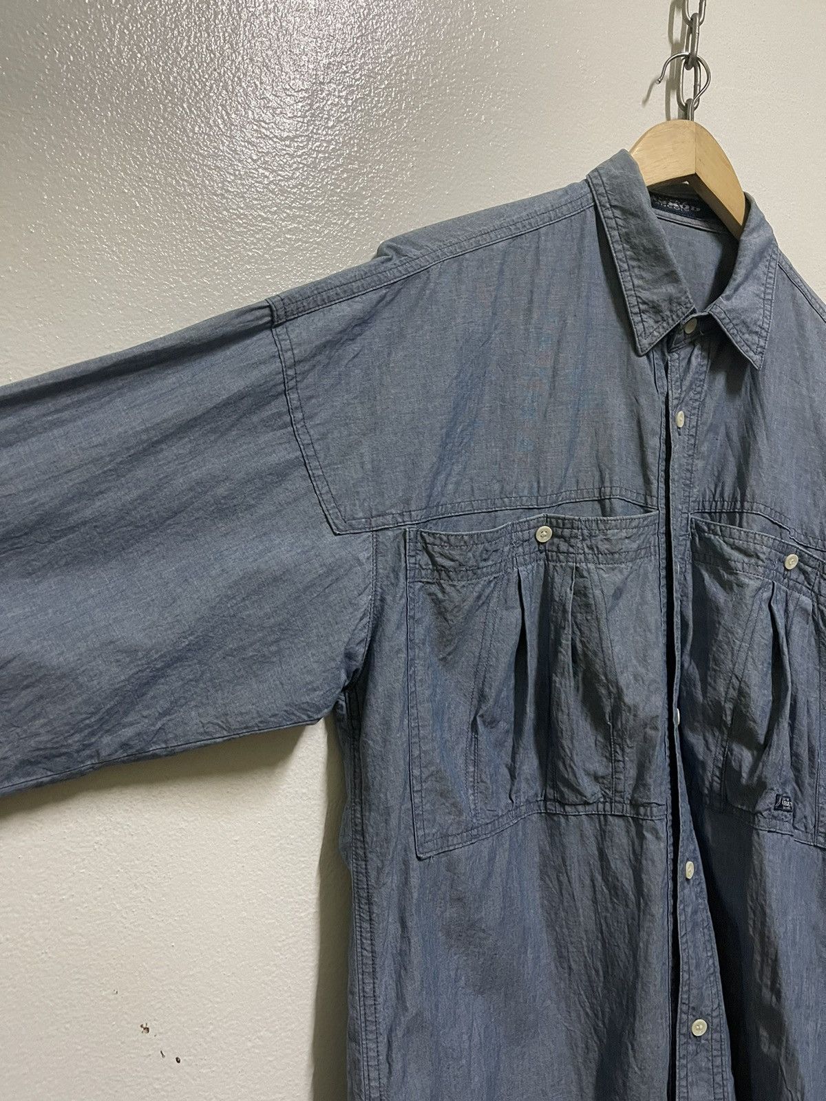 Marithe + Francois Girbaud × Vintage MFG Cargo Pocket Chambray Shirt Long Sleeve Size US M / EU 48-50 / 2 - 2 Thumbnail