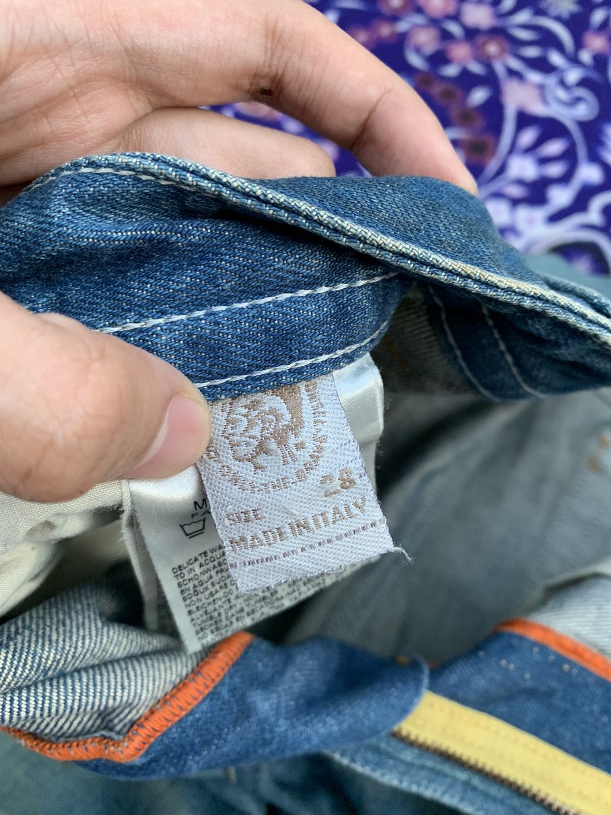 Diesel Vintage Diesel Faded & Distressed Denim Size US 32 / EU 48 - 8 Thumbnail