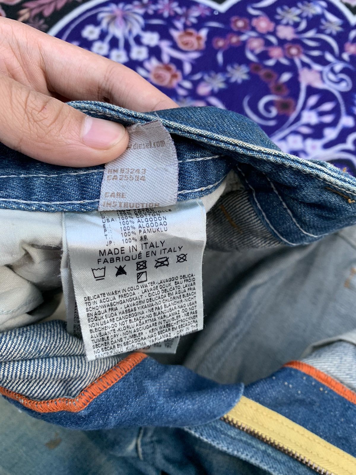 Diesel Vintage Diesel Faded & Distressed Denim Size US 32 / EU 48 - 9 Thumbnail