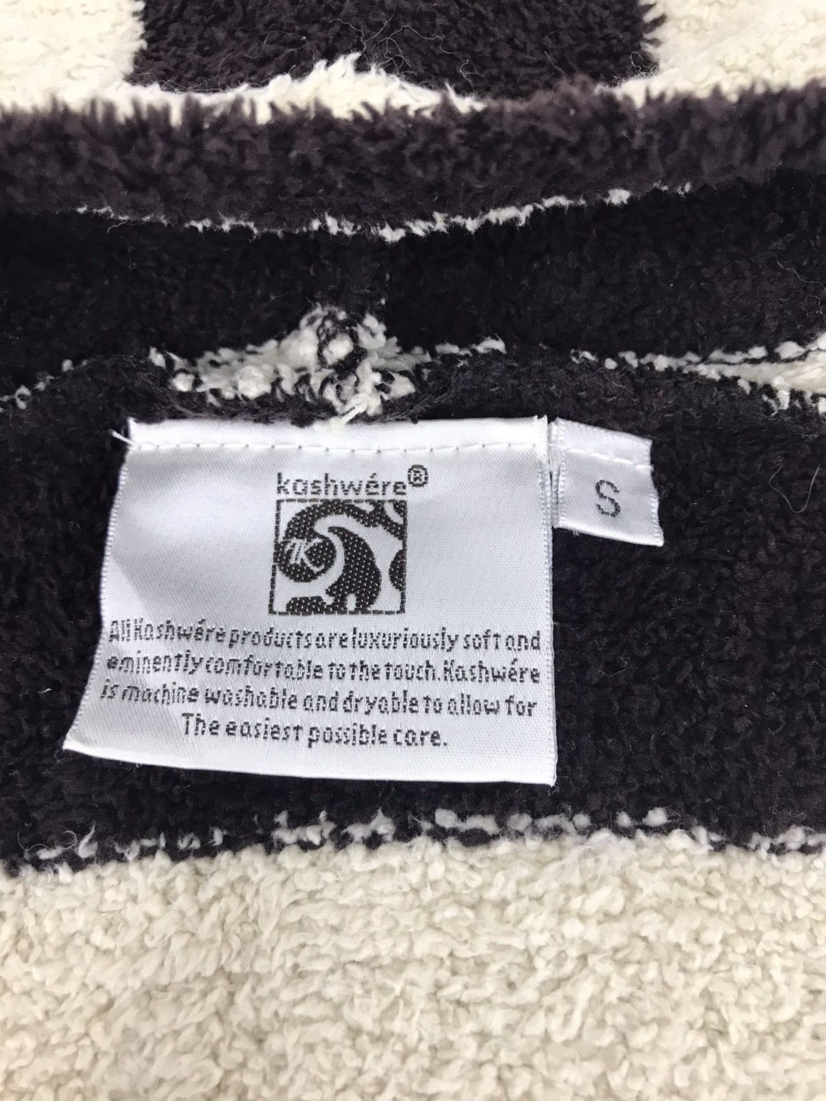Japanese Brand × Vintage Vintage Kashwere Wool Hoodies Jacket Fleece Fluffy Size US S / EU 44-46 / 1 - 3 Thumbnail
