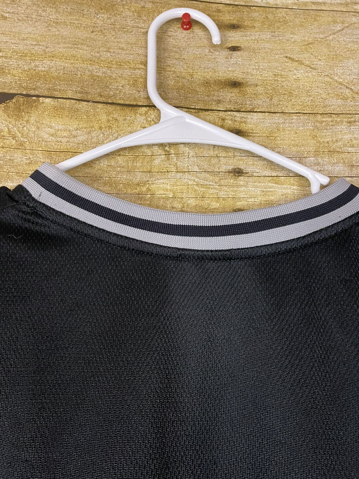 Nike × Vintage Vintage Nike Swoosh Black/Grey Jersey Shirt Size XL Size US XL / EU 56 / 4 - 10 Thumbnail