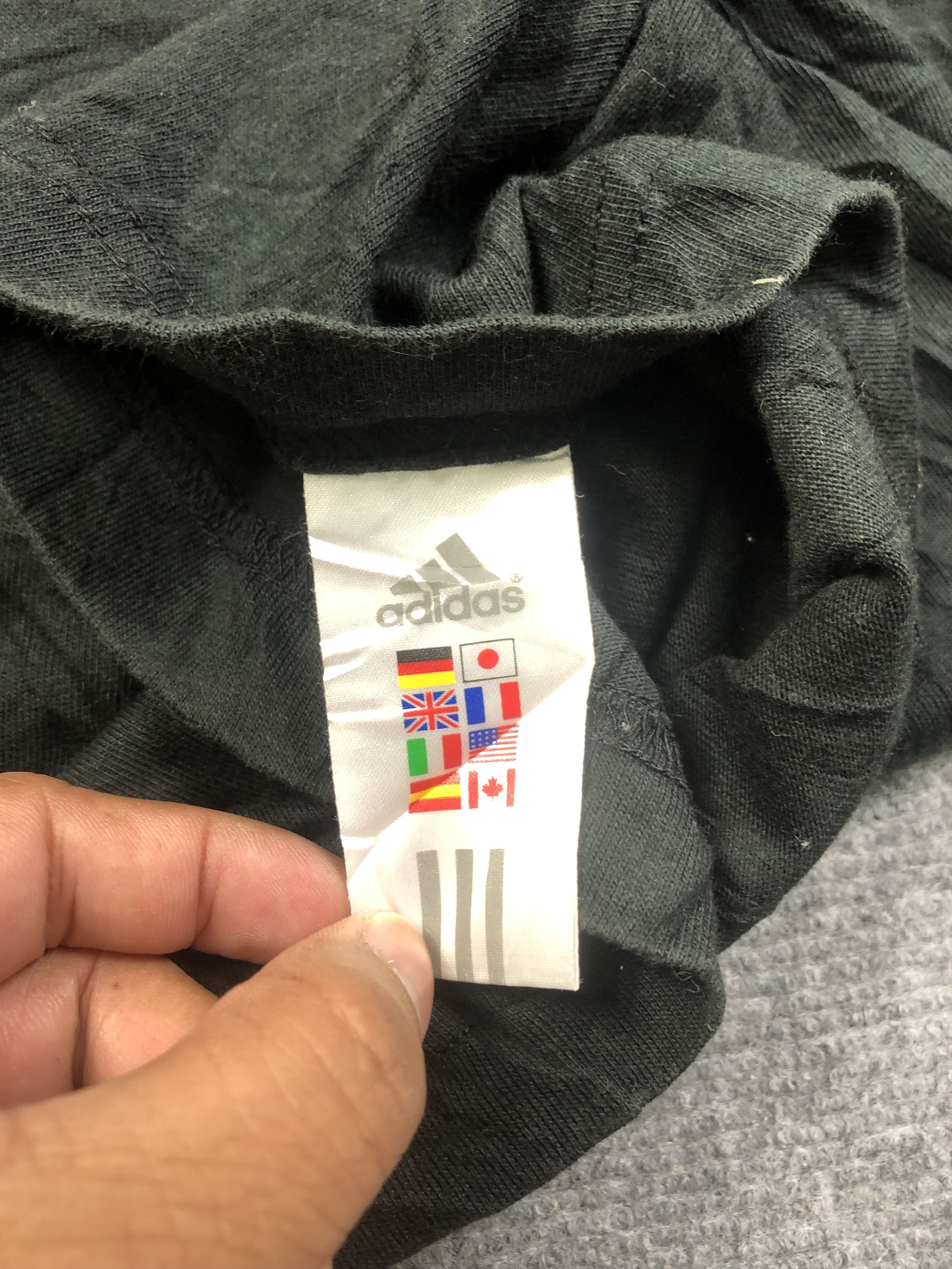 Adidas Adidas Black Tshirt Size US M / EU 48-50 / 2 - 4 Thumbnail