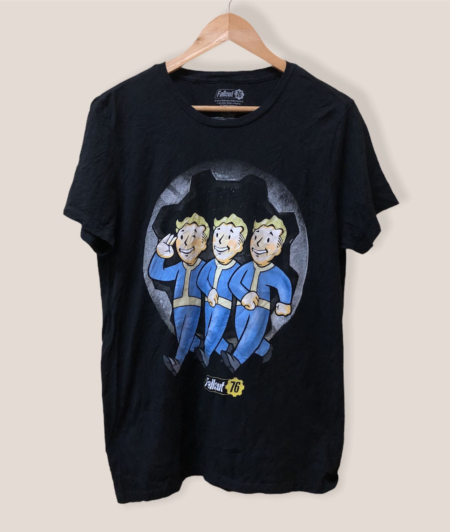 Japanese Brand Fallout 76 Tshirt Size US M / EU 48-50 / 2 - 1 Thumbnail