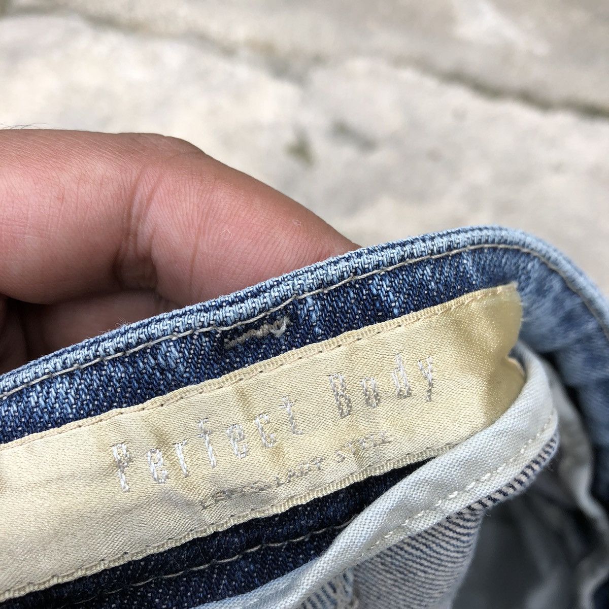 Levi's × Levi's Made & Crafted × Levi's Vintage Clothing 🔥Rare🔥Levis Lady Perfect Body Stone Wash Rips Denim Jeans Size 28" / US 6 / IT 42 - 13 Thumbnail