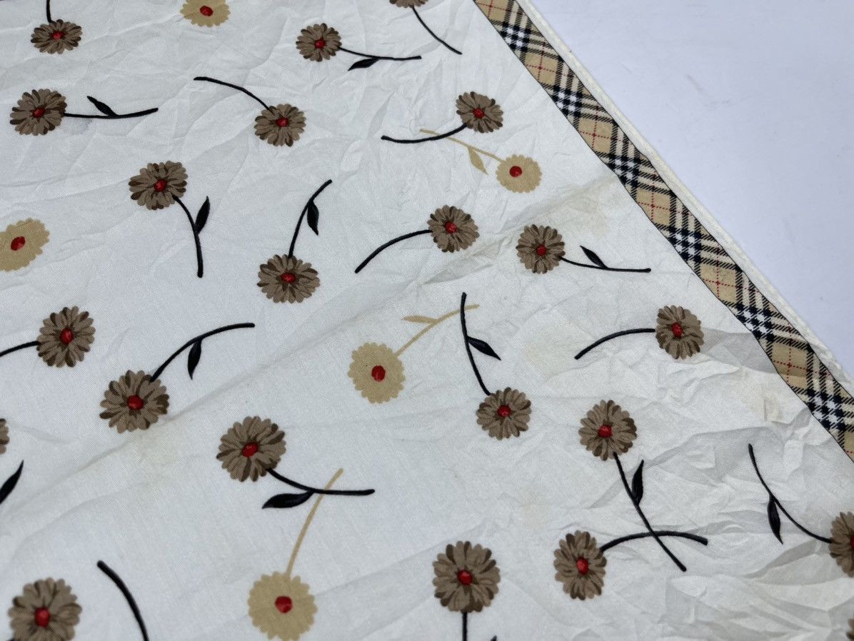 Burberry × Vintage vintage burberry bandana handkerchief neckerchief HC0620 Size ONE SIZE - 6 Thumbnail